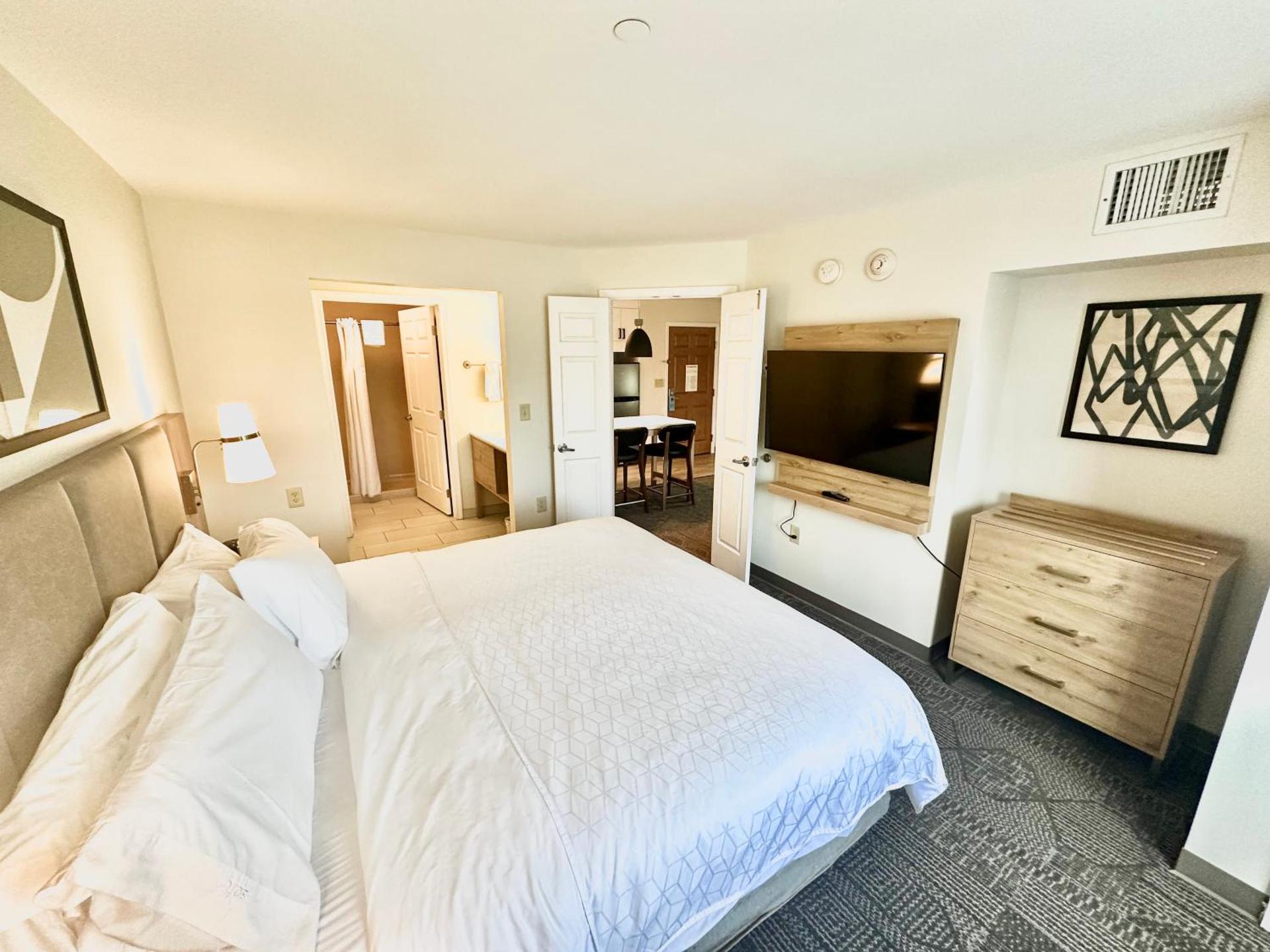 Staybridge Suites East Stroudsburg - Poconos by IHG