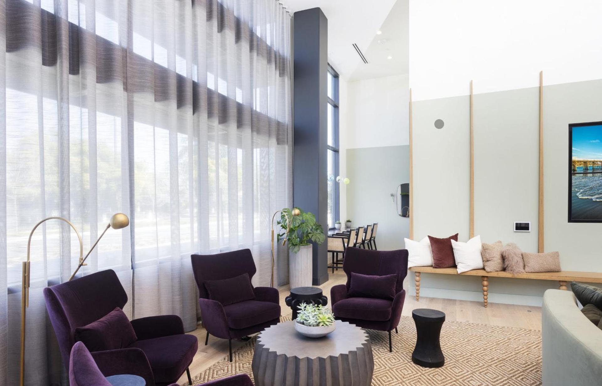 Noho Alexan Modern 2bed Duo with FREE Parking