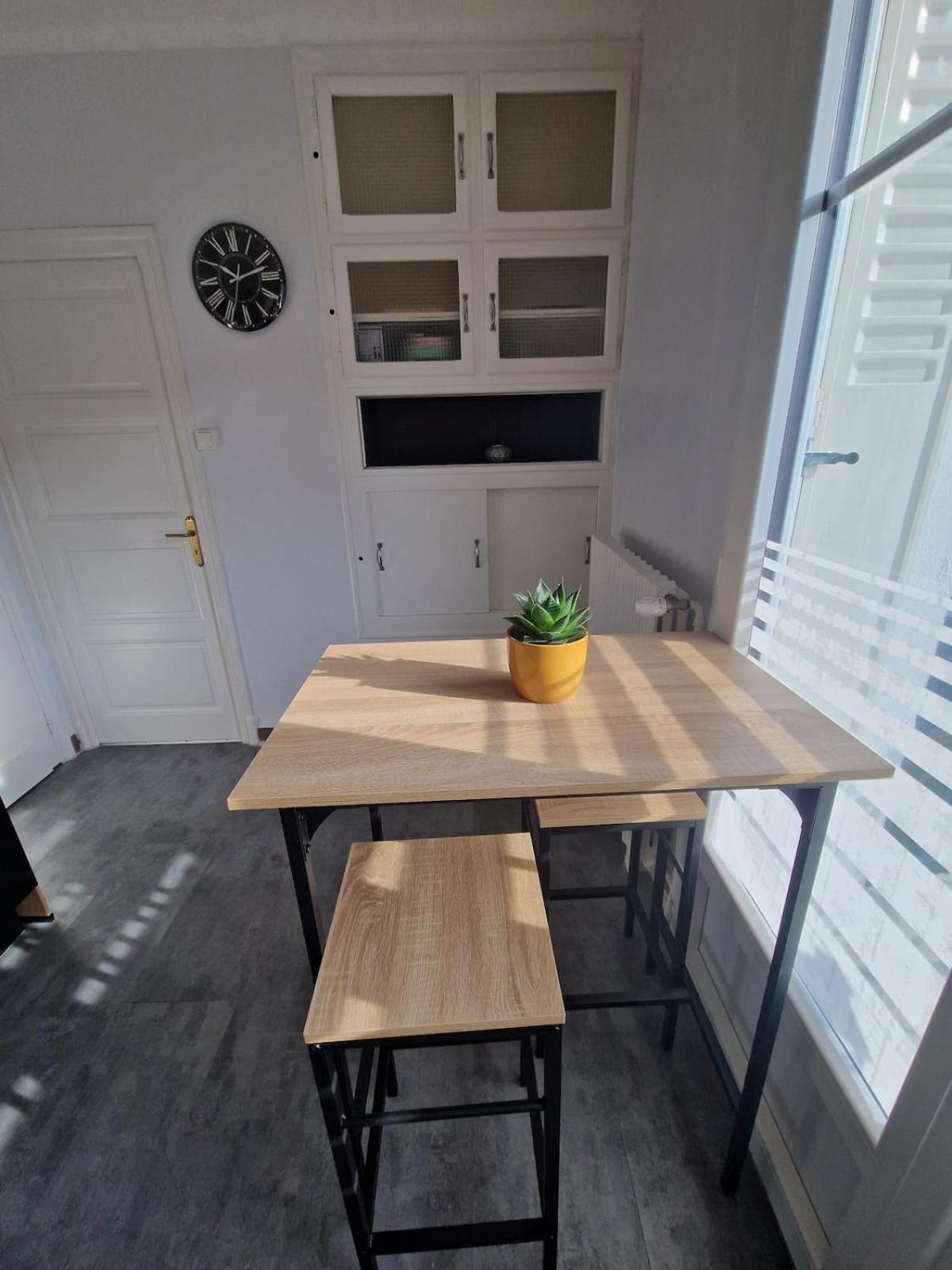 Maison de ville proche de tous les commerces