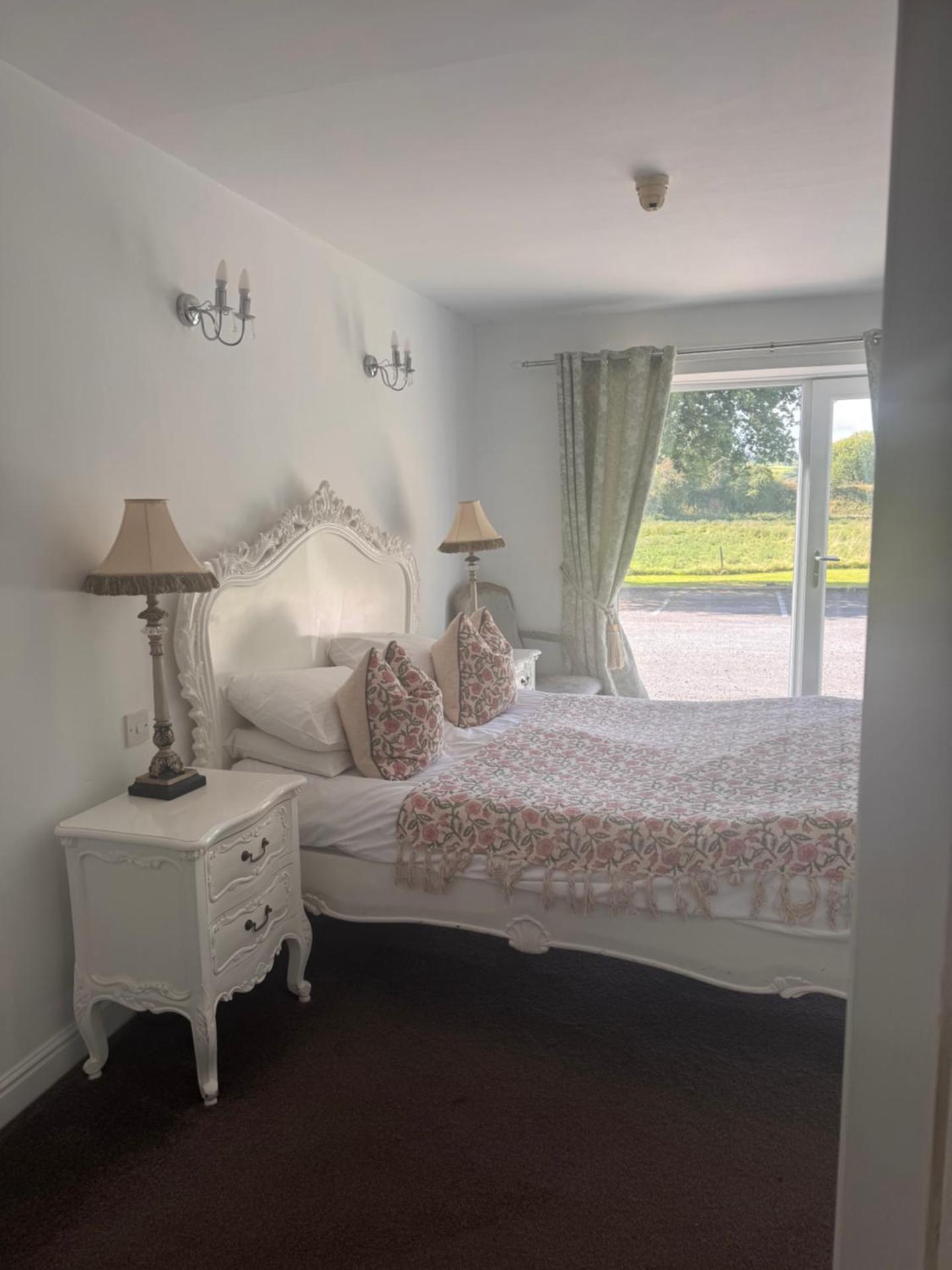 The Old Stone Trough Country Hotel