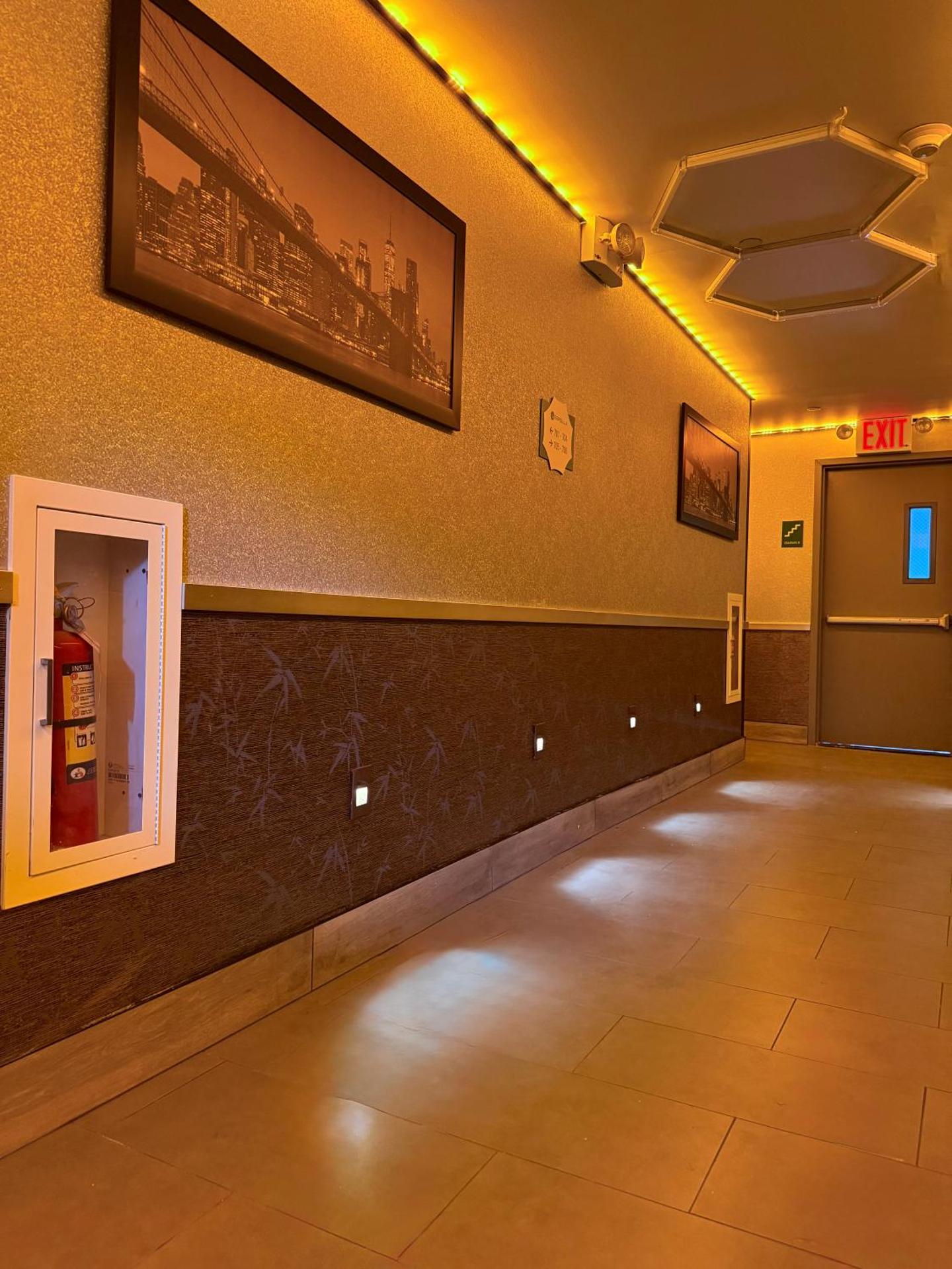 Umbrella Hotel Bronx