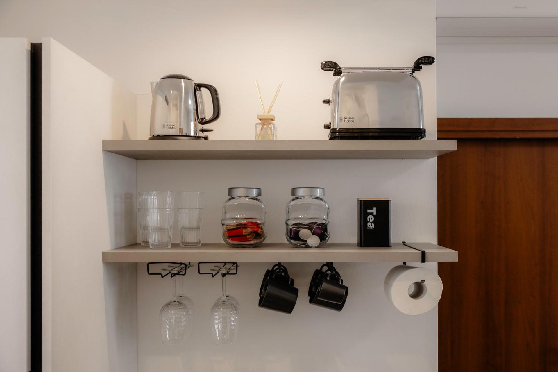 Coffee/tea facilities