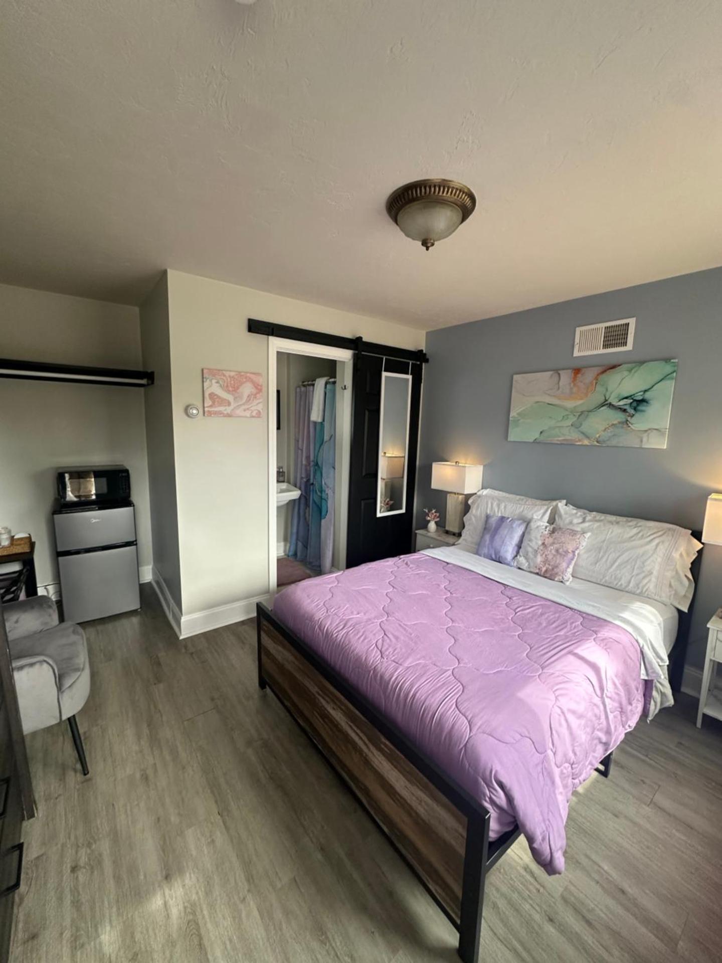 Washington Park Motel Standard Suite