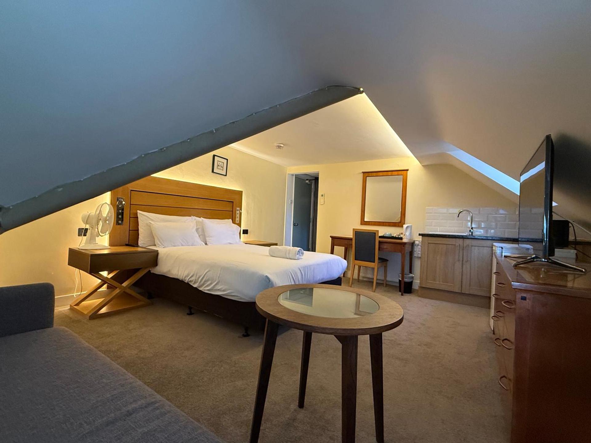 The Elder Grove Epsom