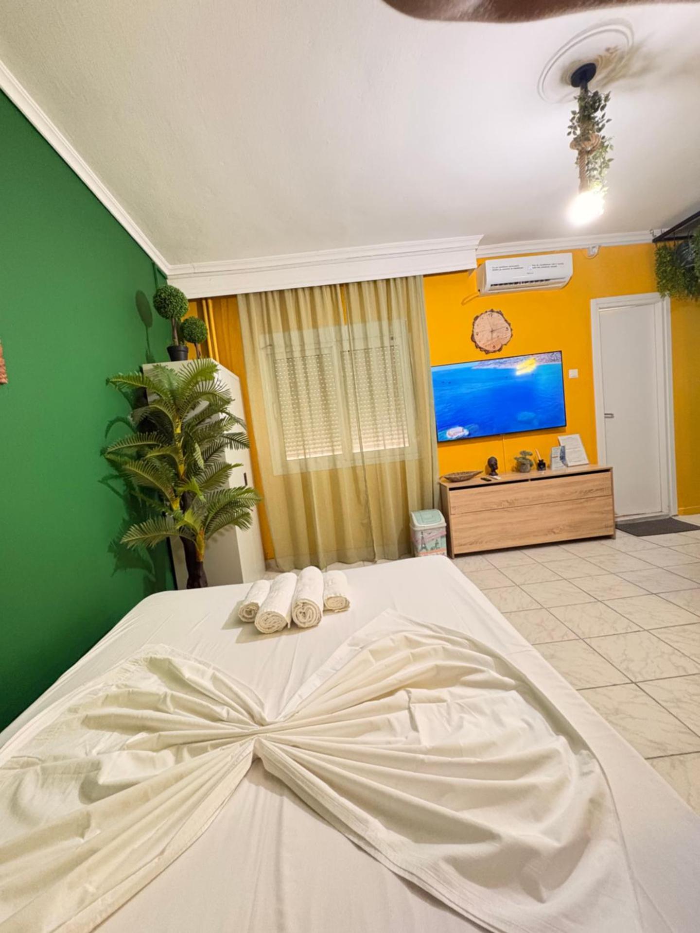 Tropical studio - myHomee