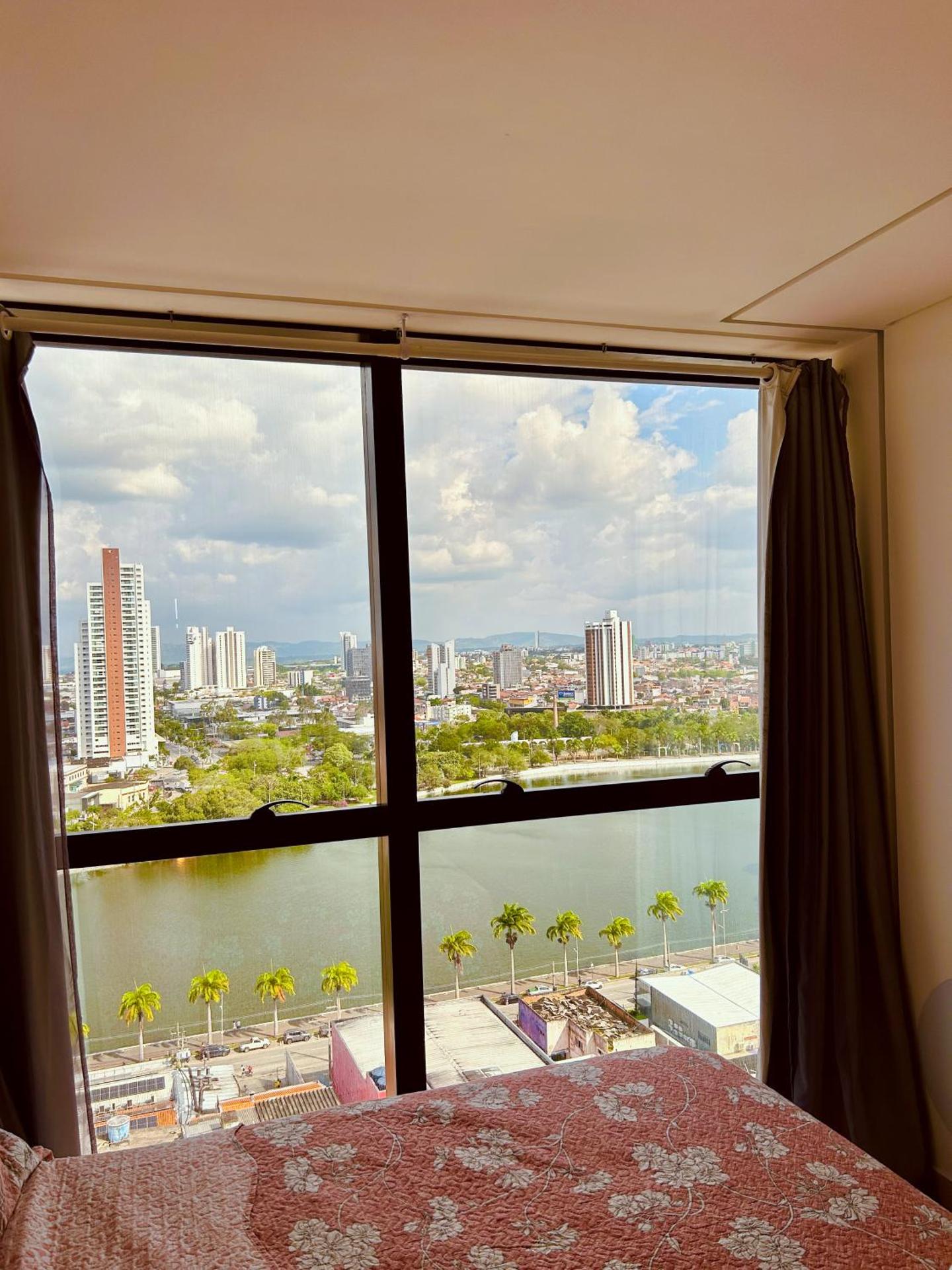 Apartamento Aconchegante e Moderno com Vista Espetacular da Cidade!
