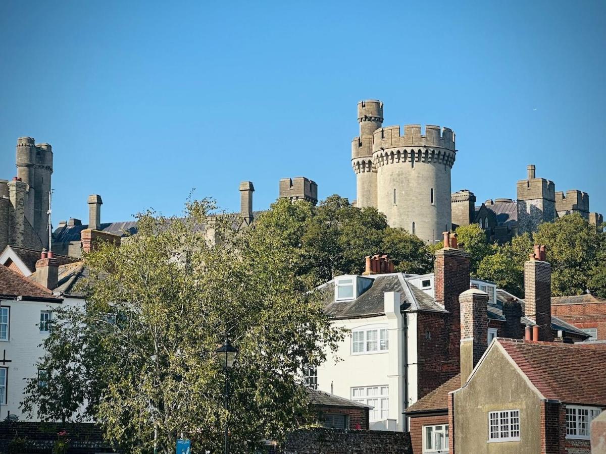 River cottage Arundel