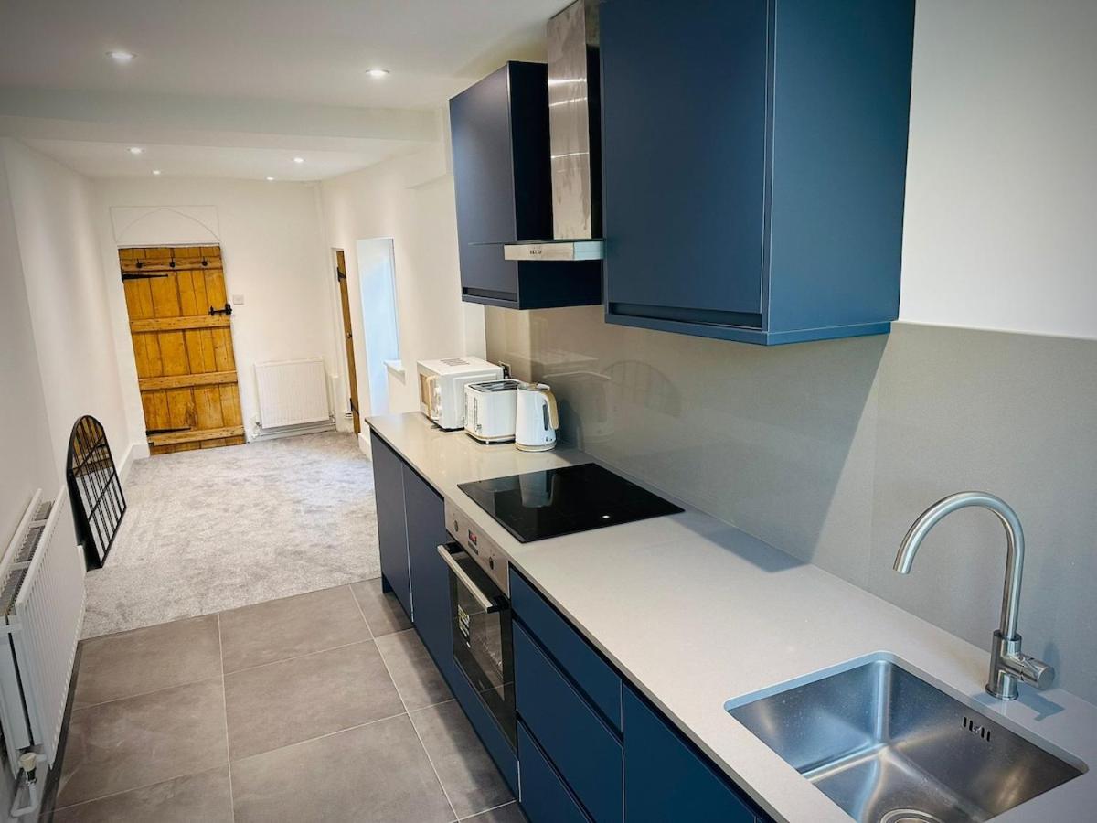 River cottage Arundel