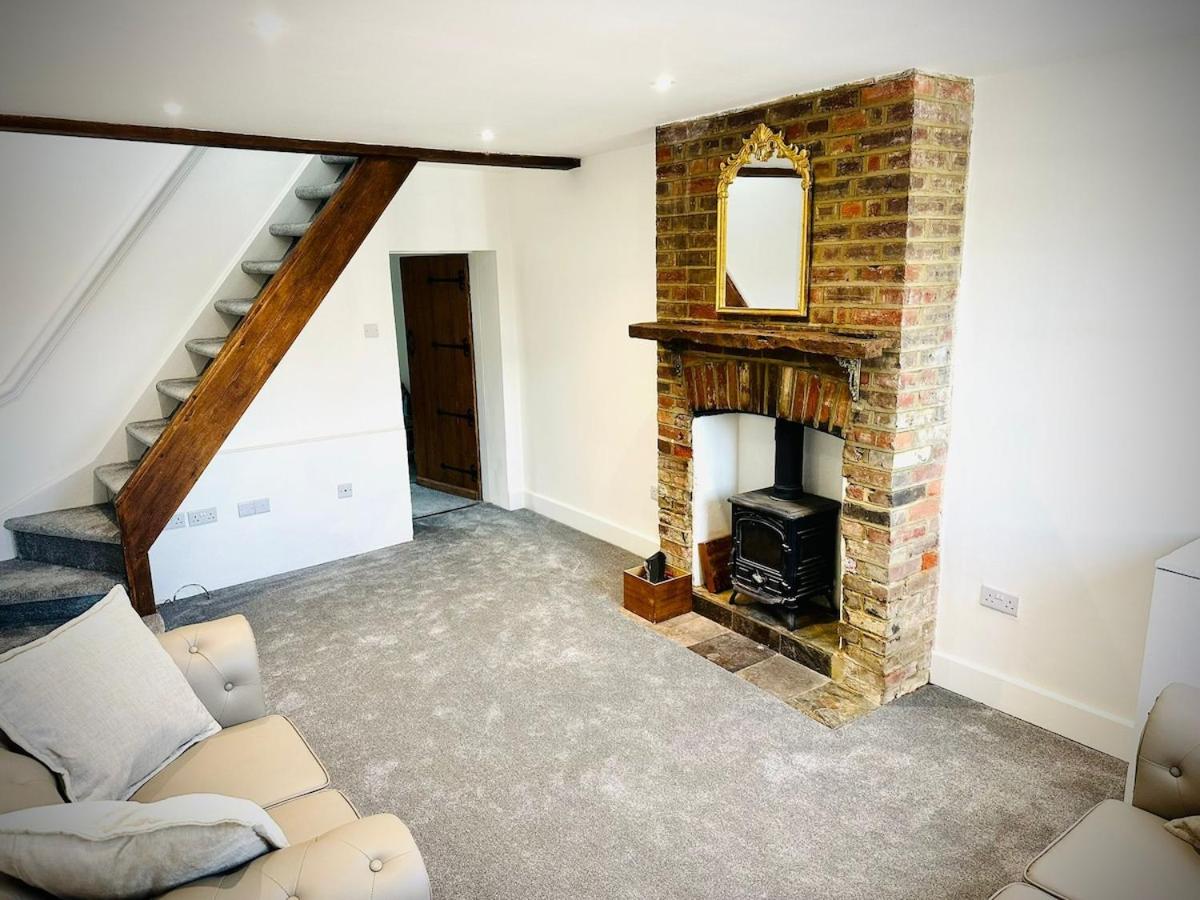 River cottage Arundel