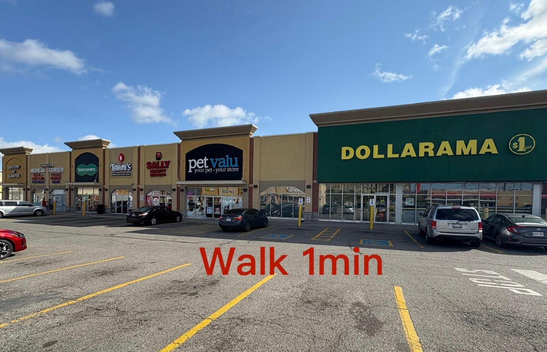 9mins airport 1 min to shopping mall