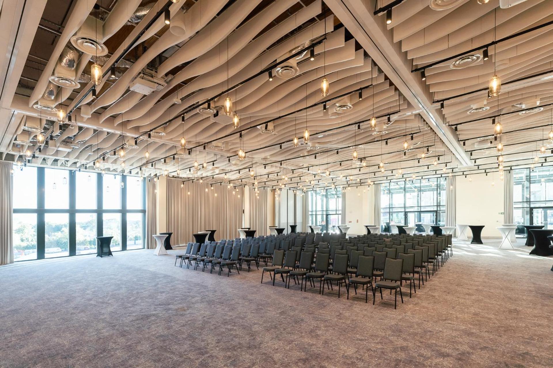 Meeting/conference room