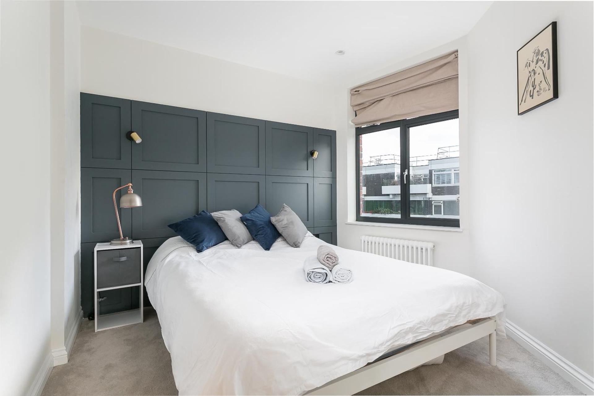 Luxe 2 bed - 20 minutes from Central London