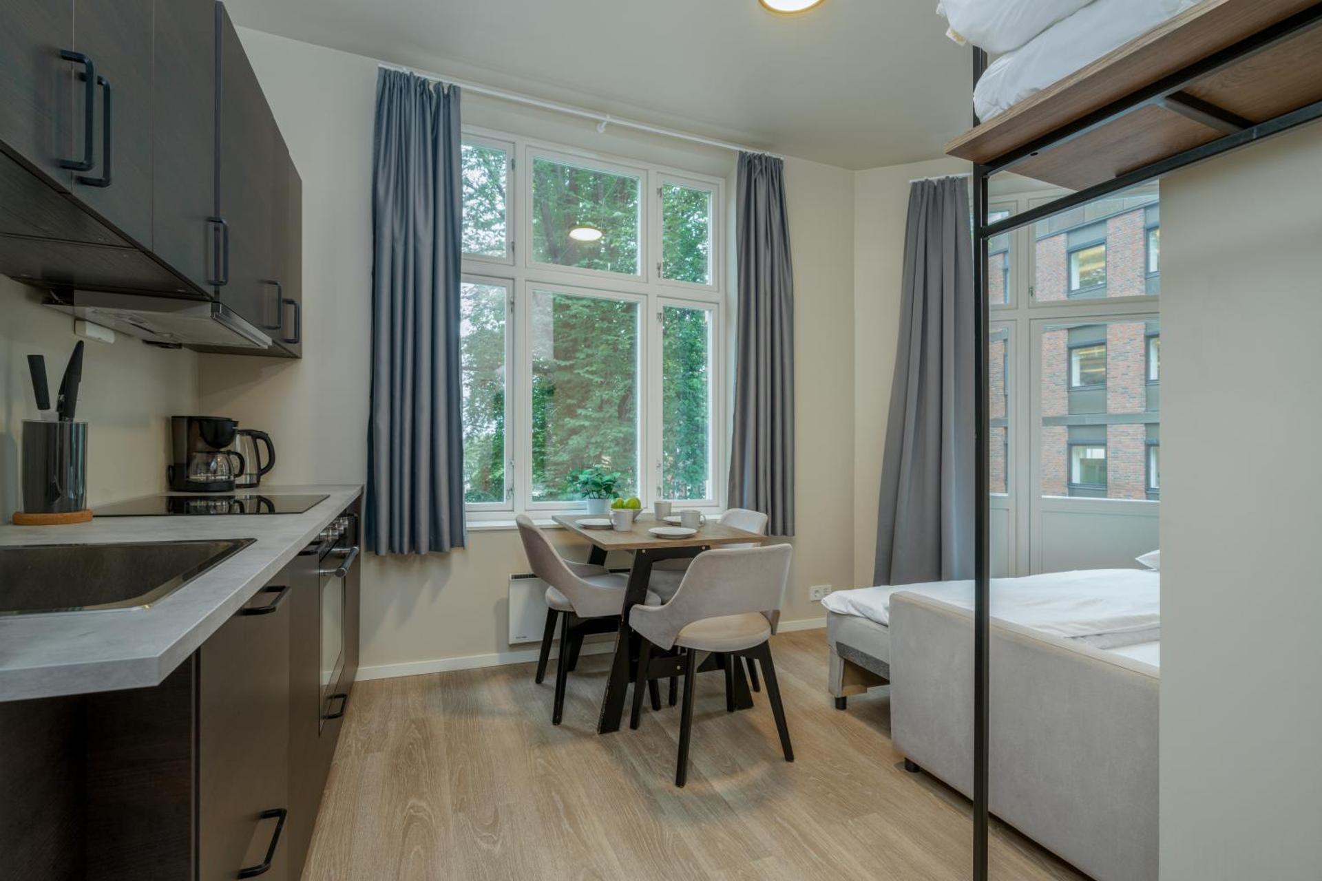 Kitchen or kitchenette