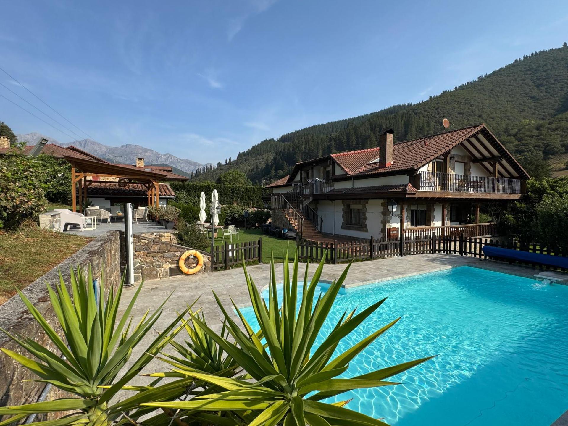 Apartamentos Rurales Valverde