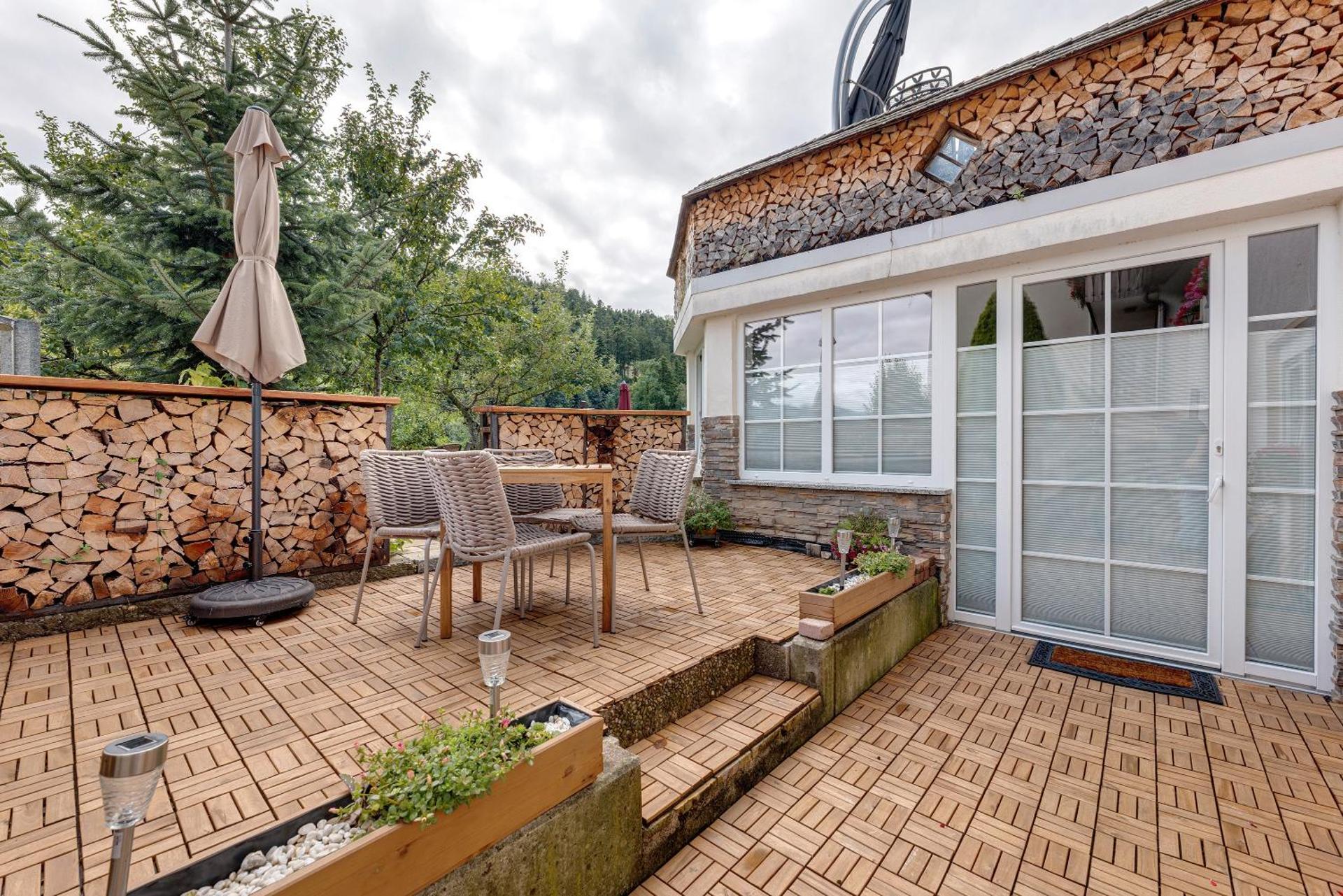 Superior One-Bedroom Apartment