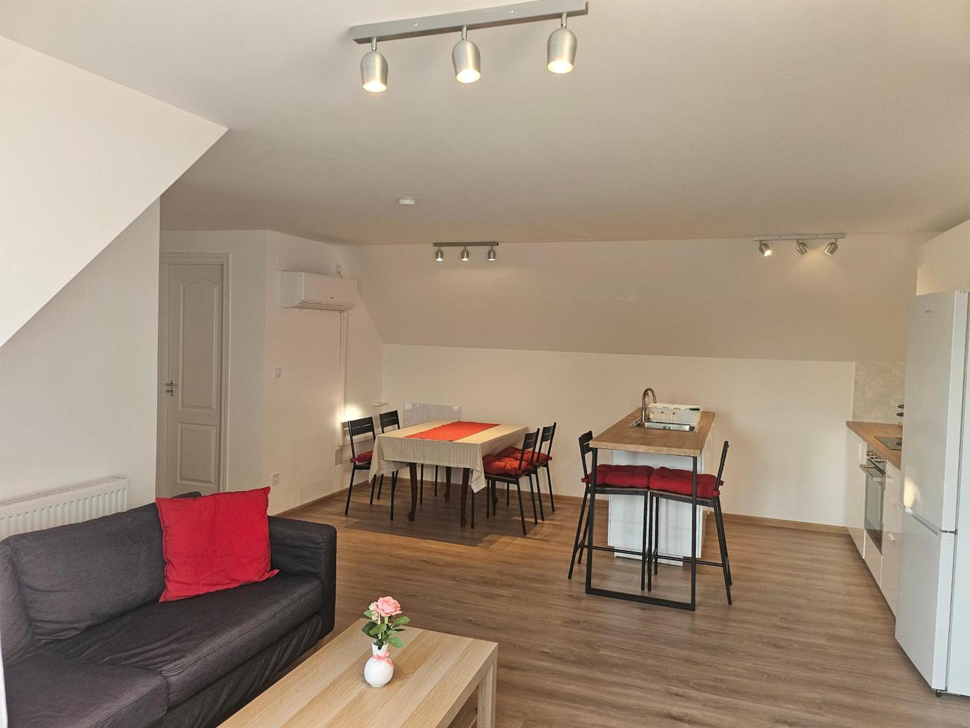 Vizililiom Vendégház