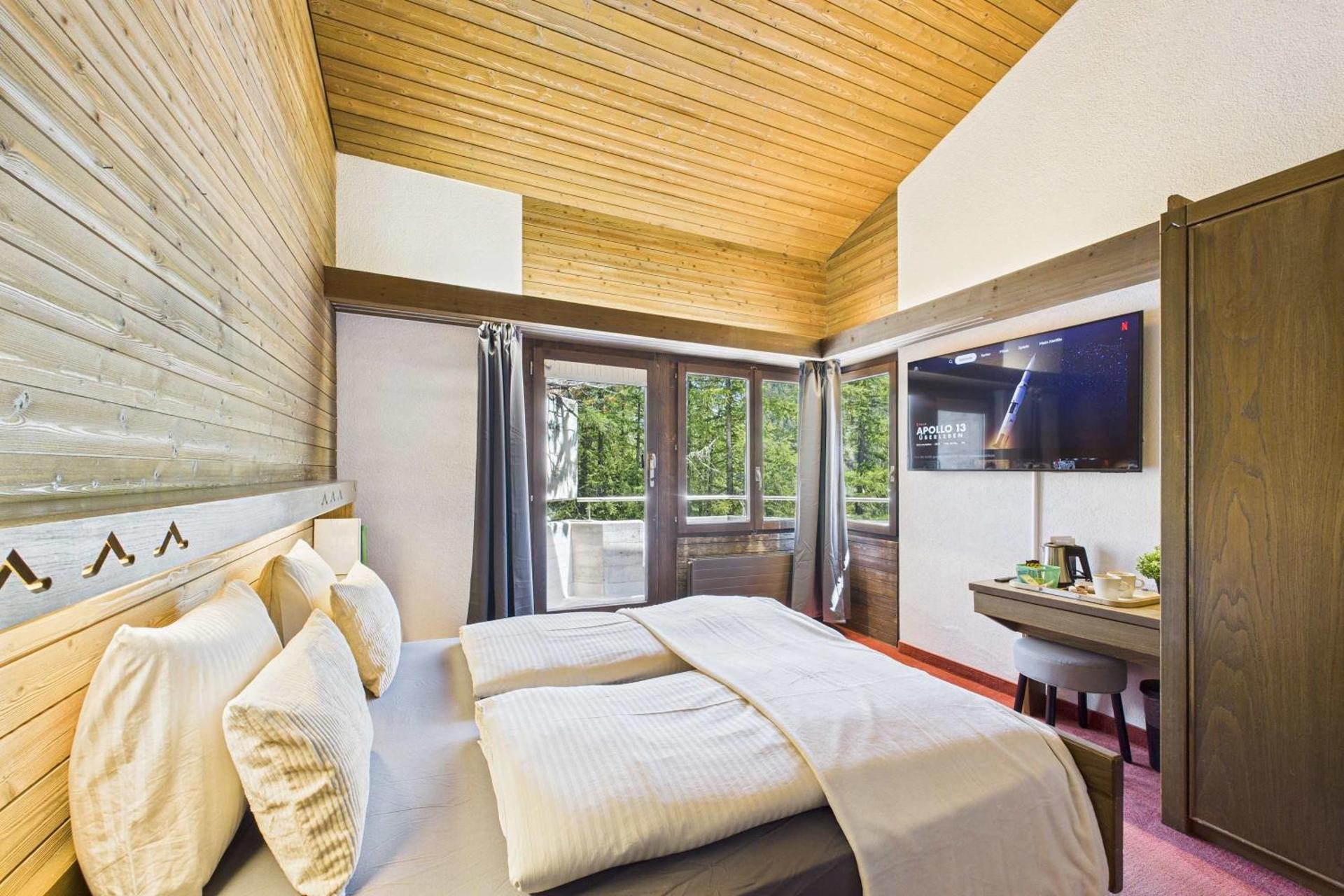 Central suite to stay for two experience SaasFee