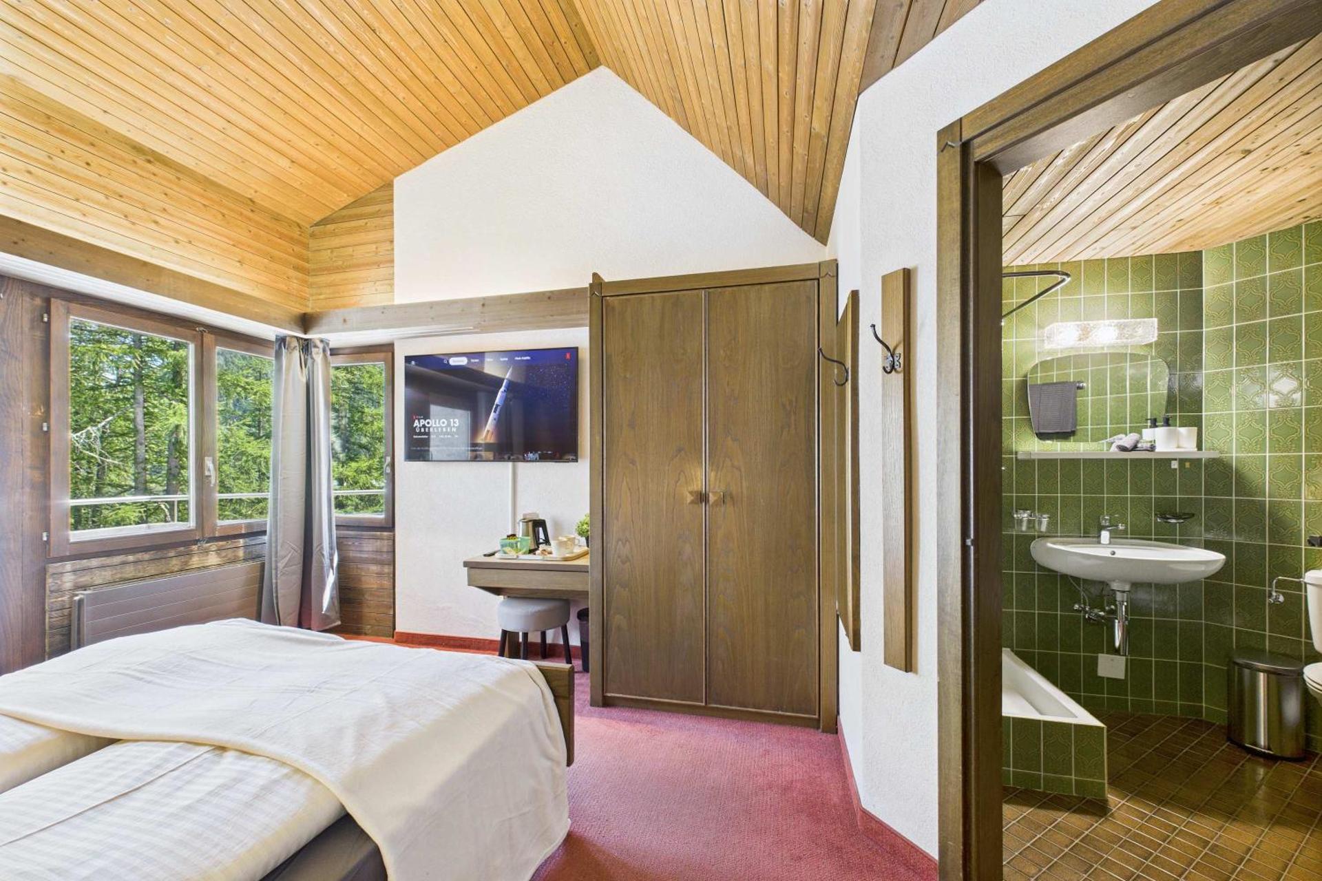 Central suite to stay for two experience SaasFee
