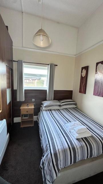 Shanahans B&B with Sports Bar