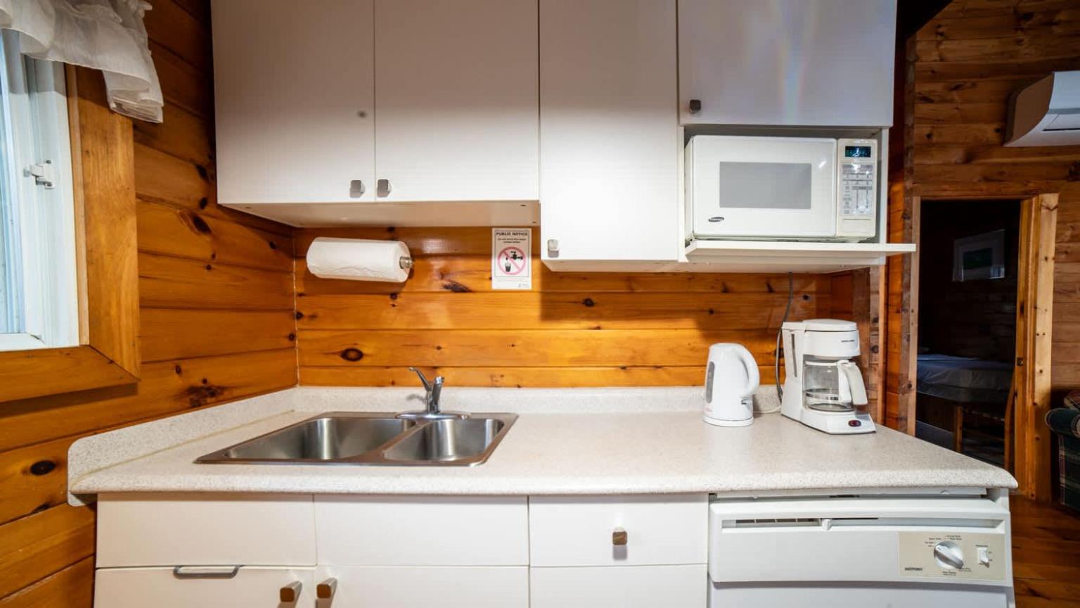 Muskoka Lakeview Cottage - Pier 100 #40