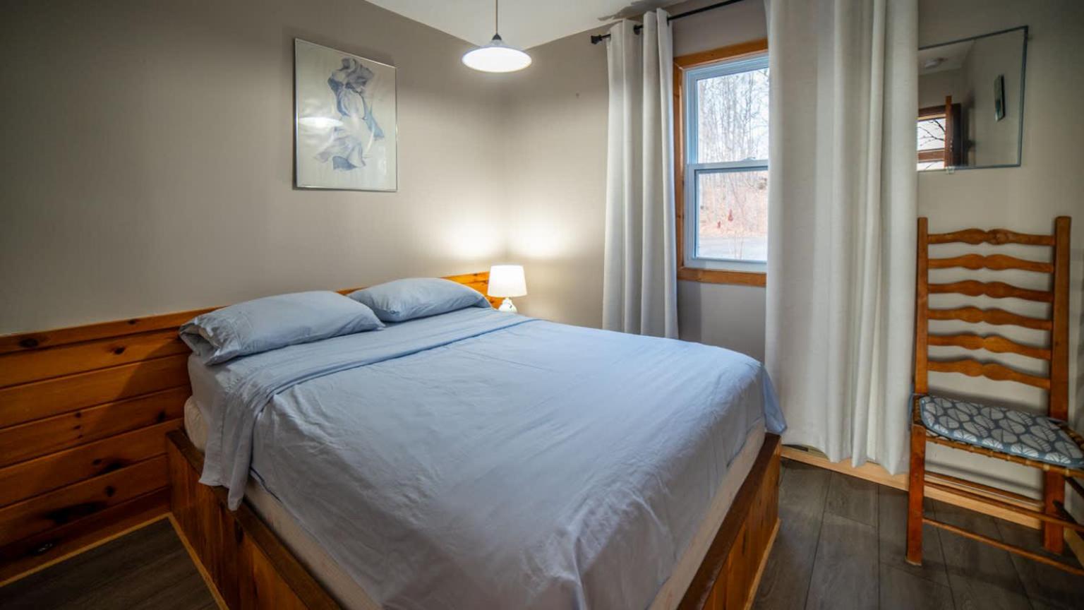 Lake Muskoka 2-bedroom Cottage - Pier 100 #50