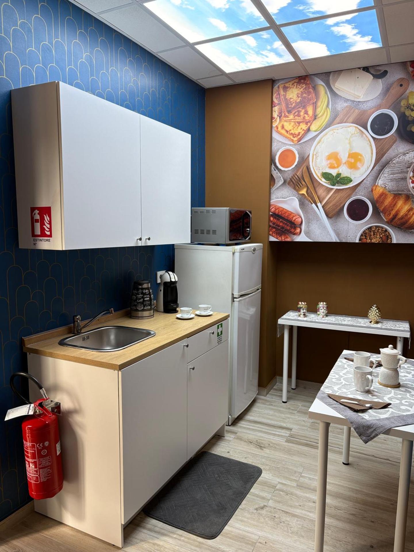 Kitchen or kitchenette