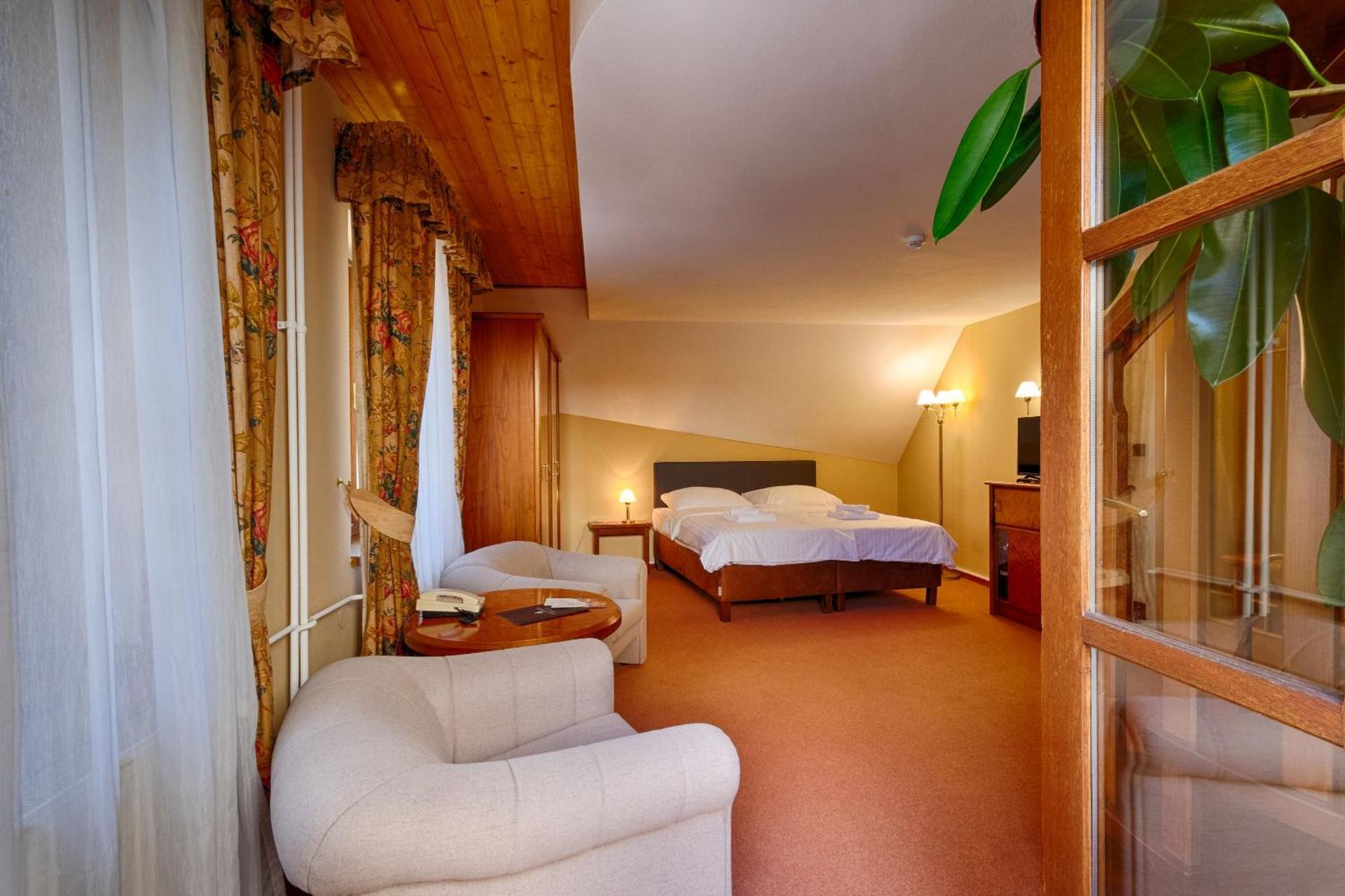 Hotel Concertino Zlatá Husa