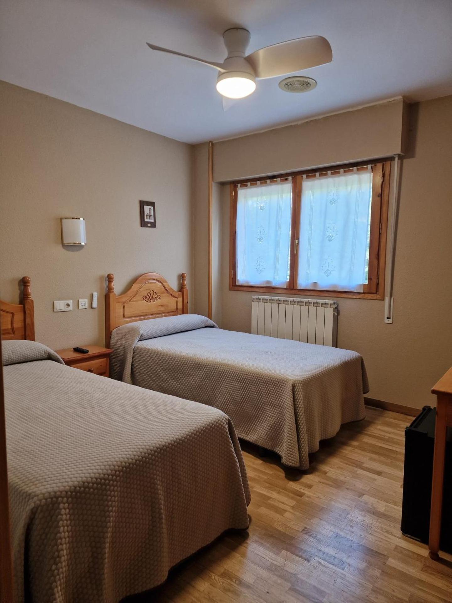 Hostal Valle De Tena