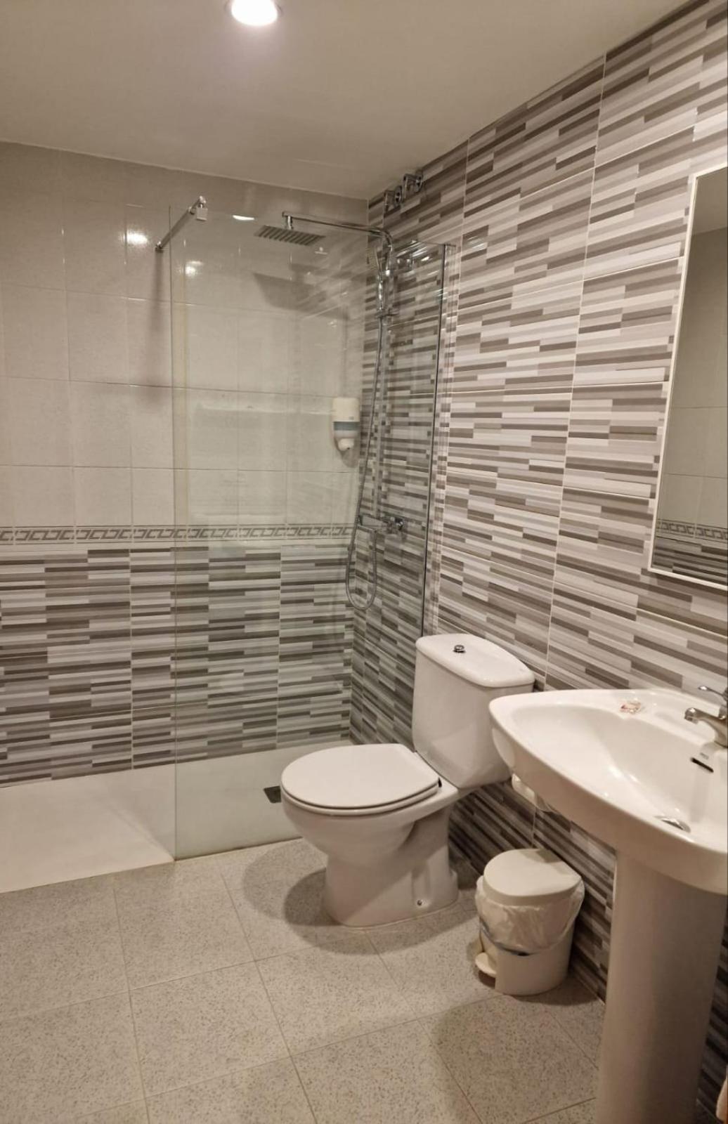 Hostal Valle De Tena