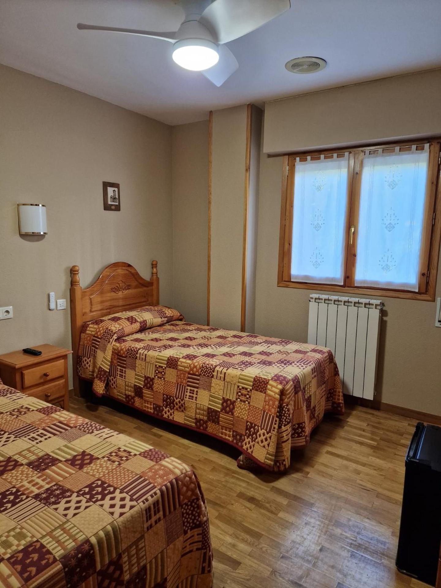 Hostal Valle De Tena