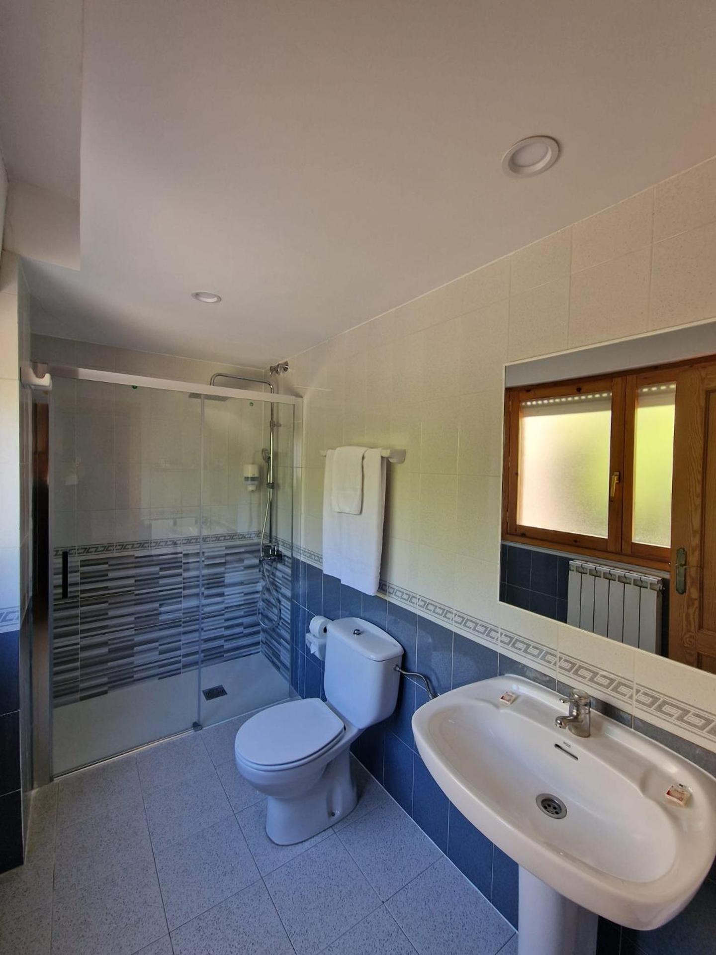 Hostal Valle De Tena