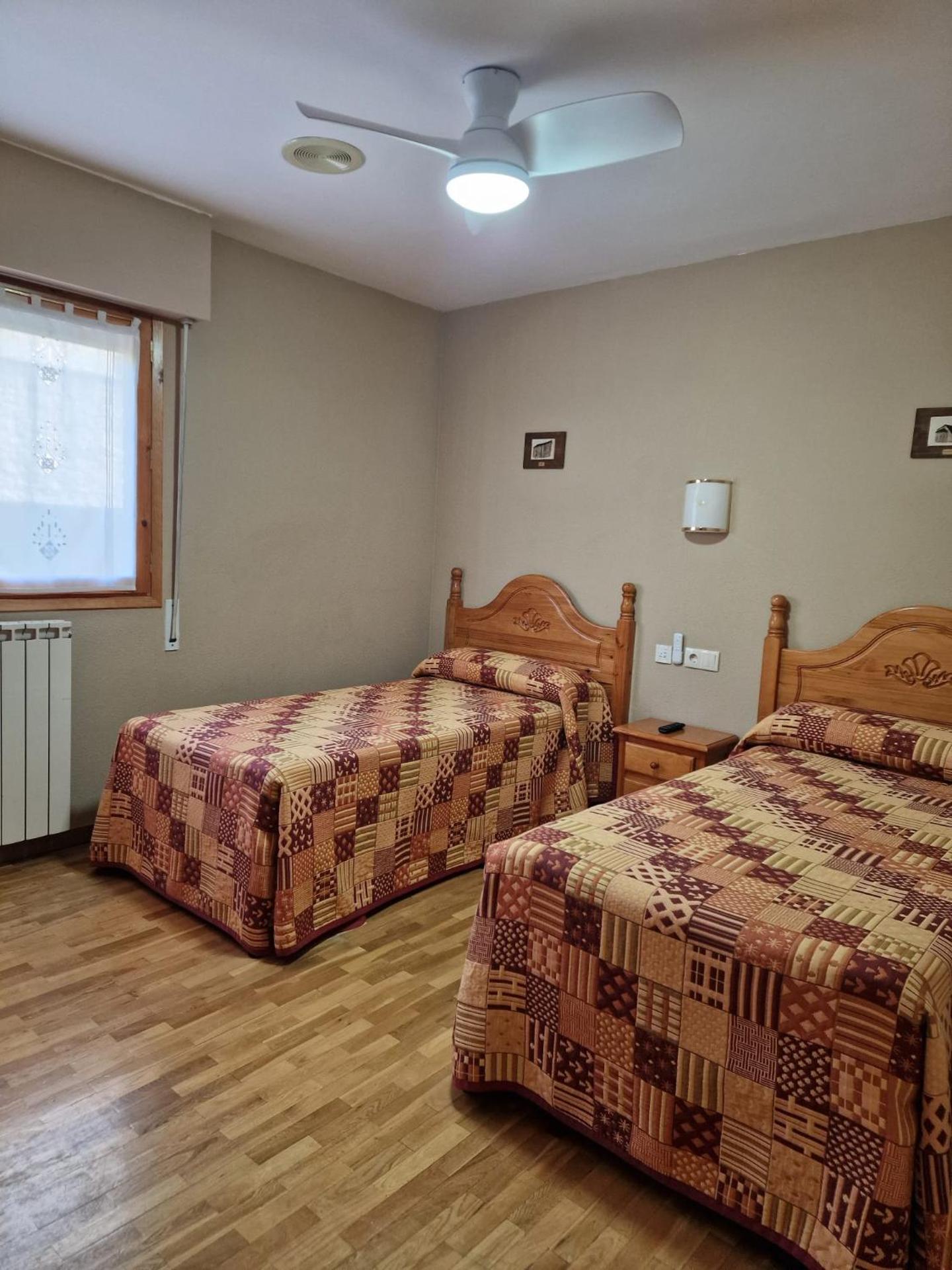 Hostal Valle De Tena