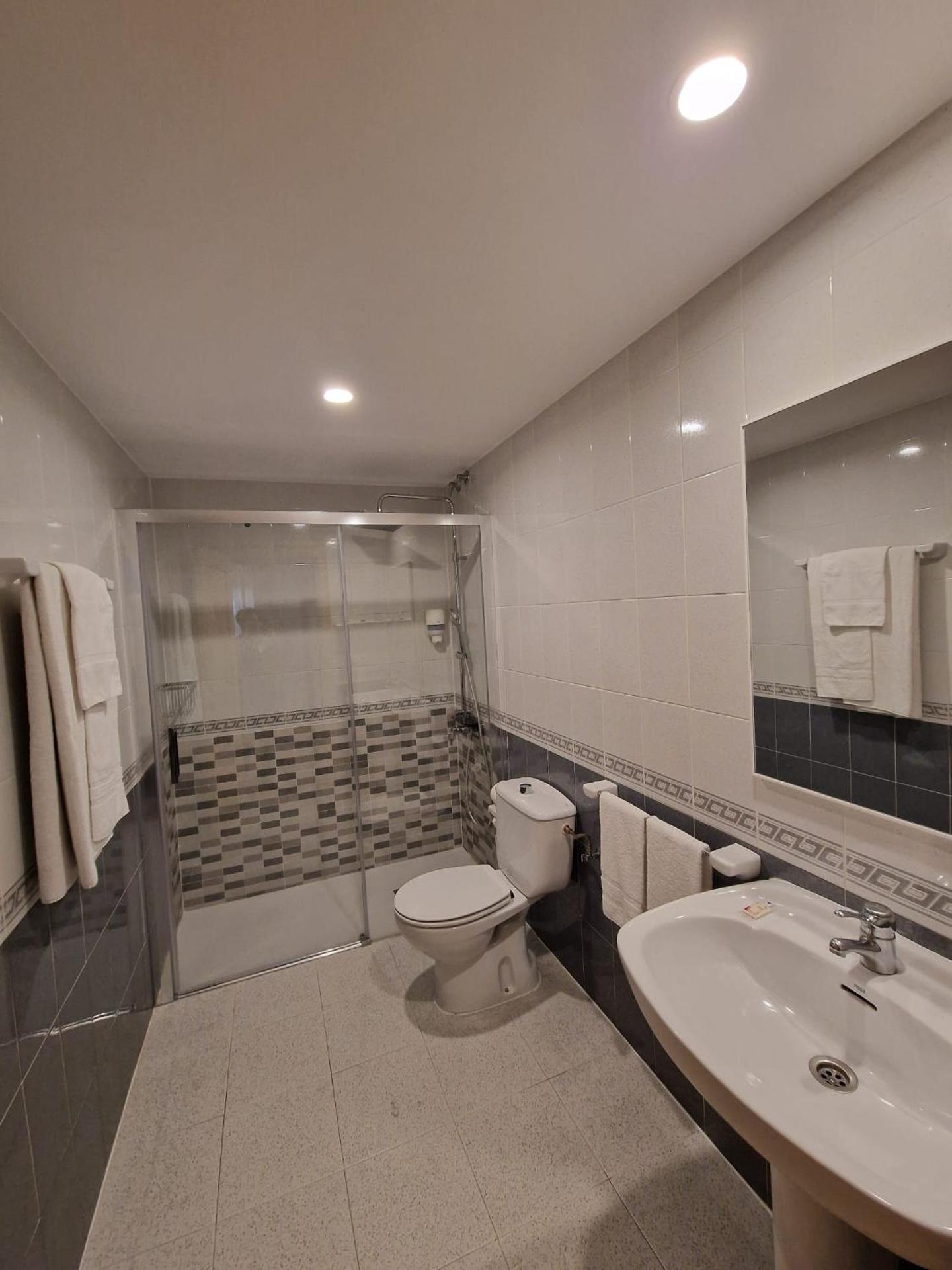 Hostal Valle De Tena