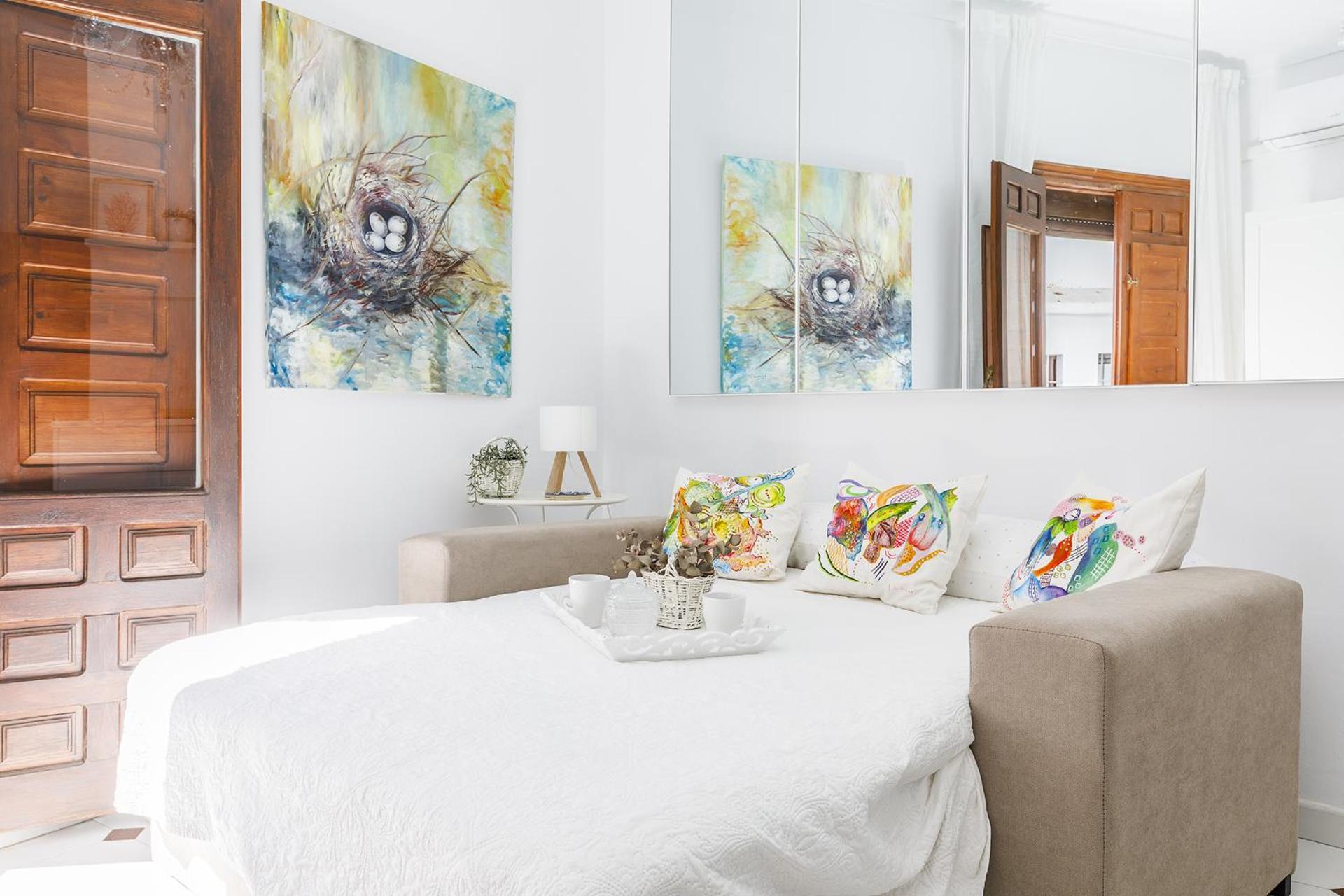 Casa Elodí, 3 beautiful apartments and 1 private studio in Sayalonga