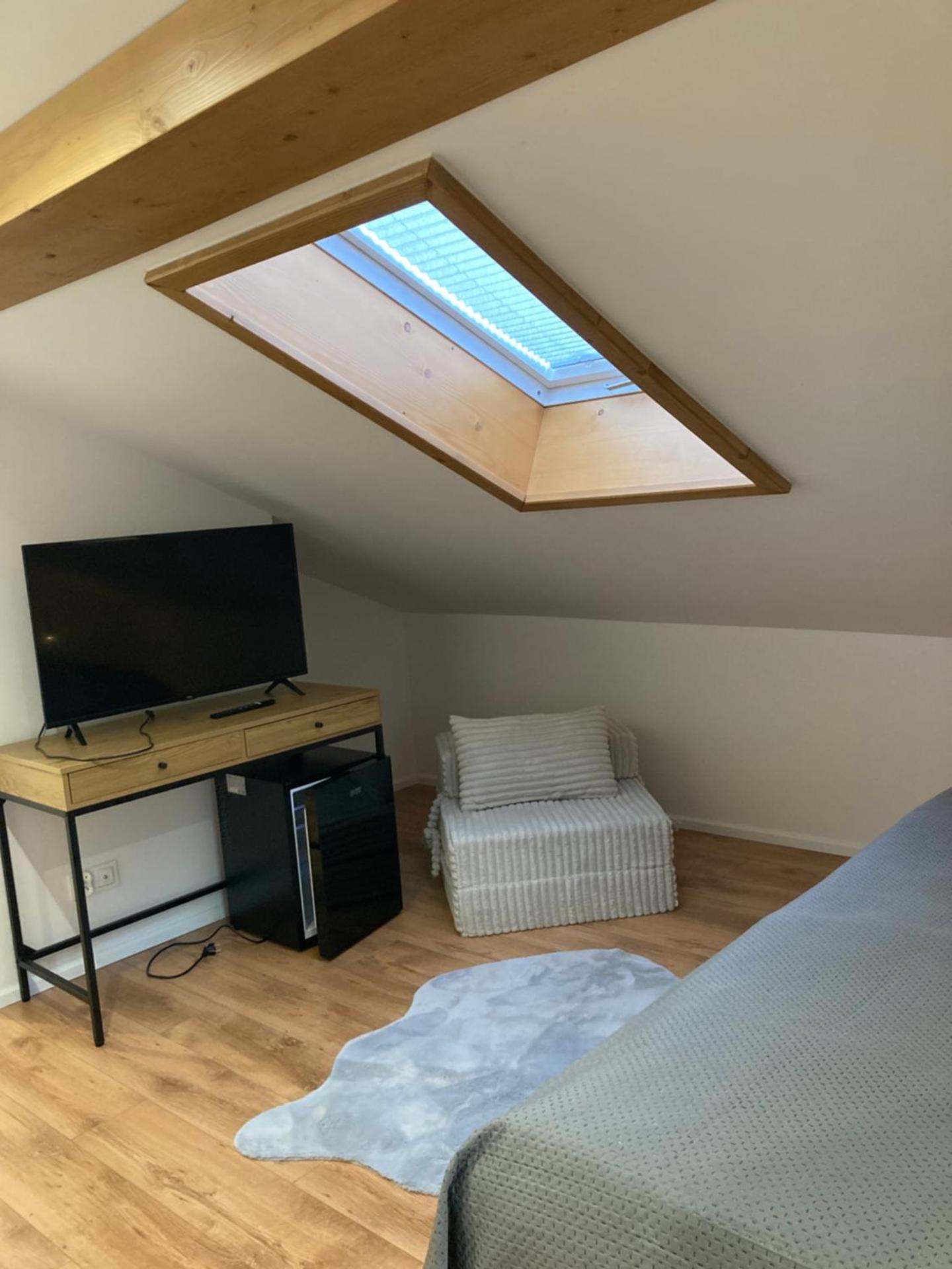 Dom w Sadzie Frydrychówka