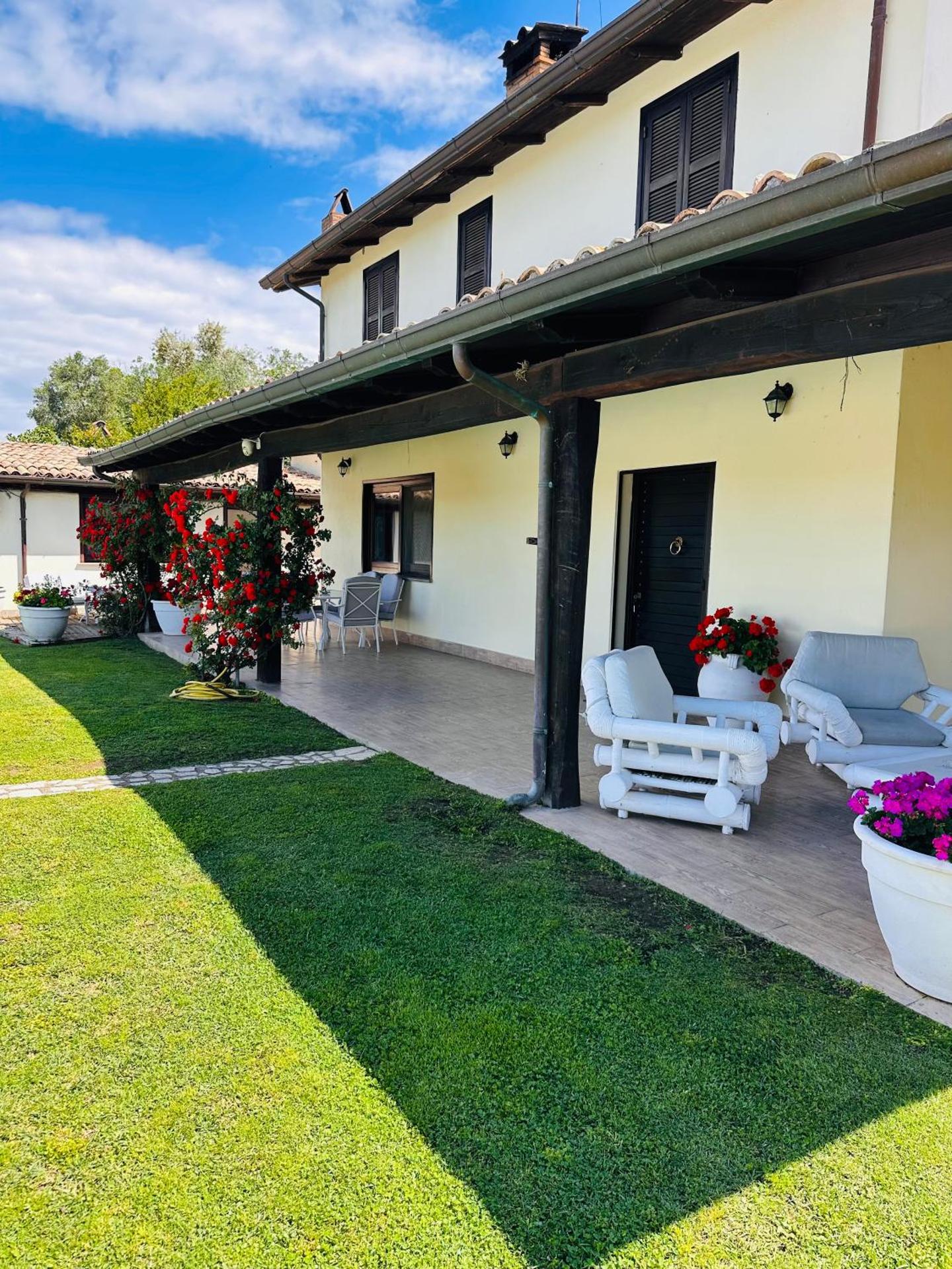 Chanel Garden Relaxation Home