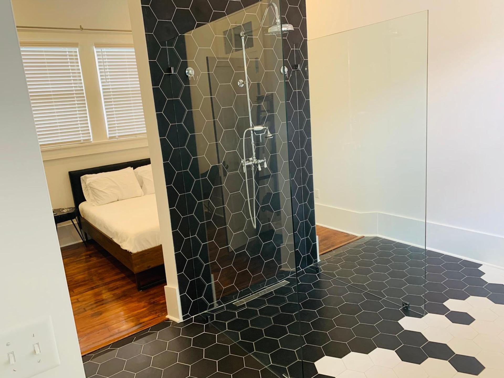 Luxury Spacious Home - 3 Block Walk to French Quarter