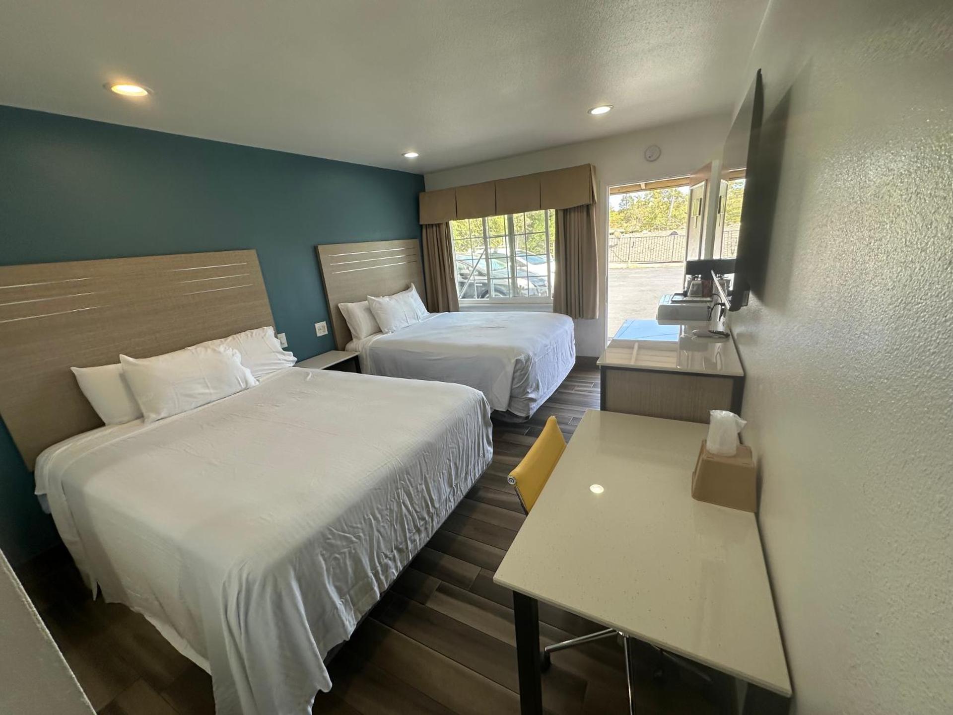 Town and Country Inn