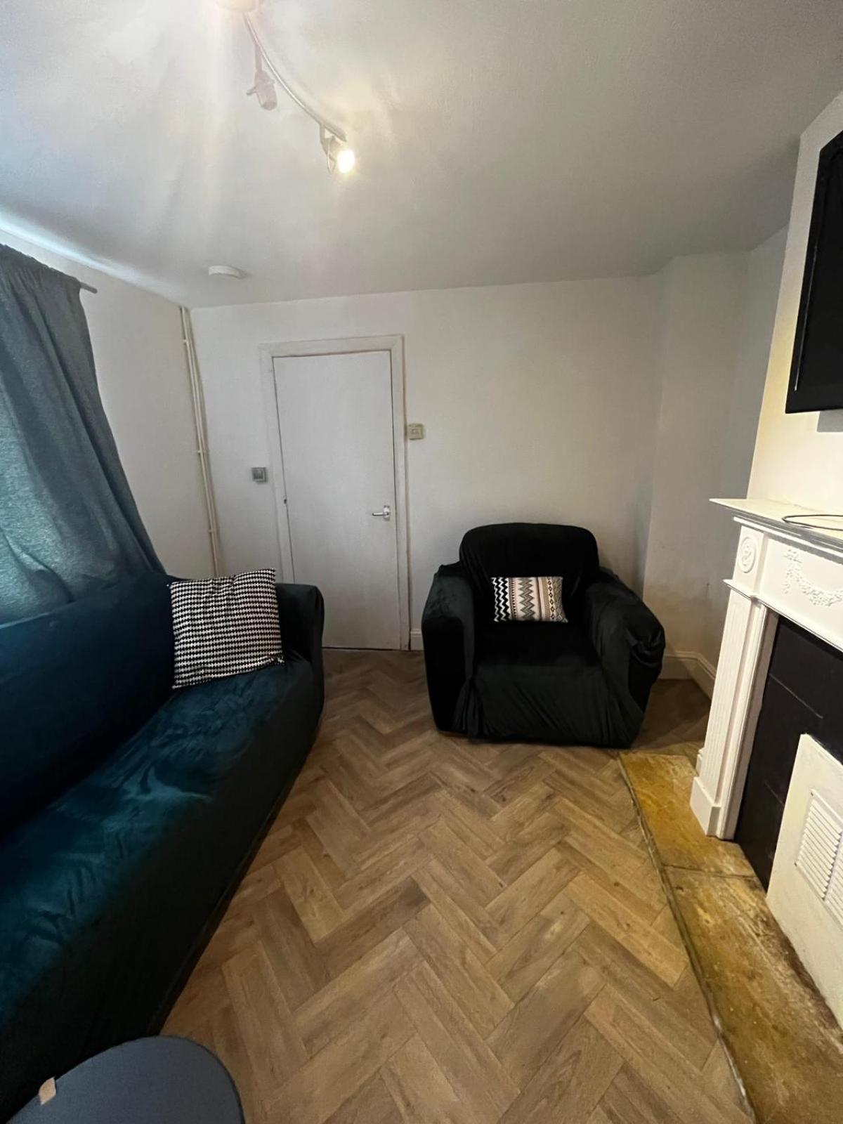 close to stadium and the beach 2 bed groundfloor,sky Netflix