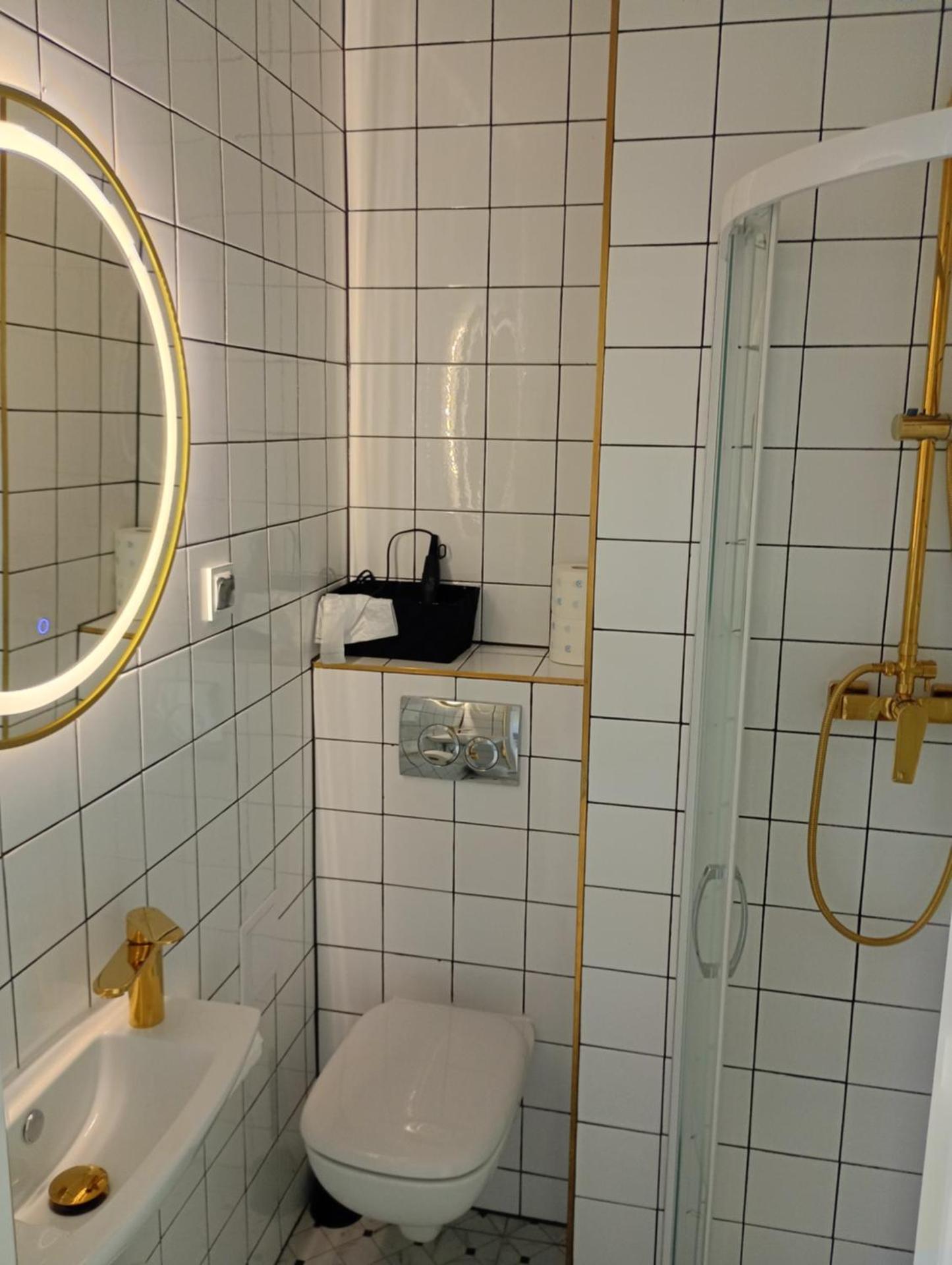 Deluxe Apartament z kuchnią i parkingiem na wyłączność