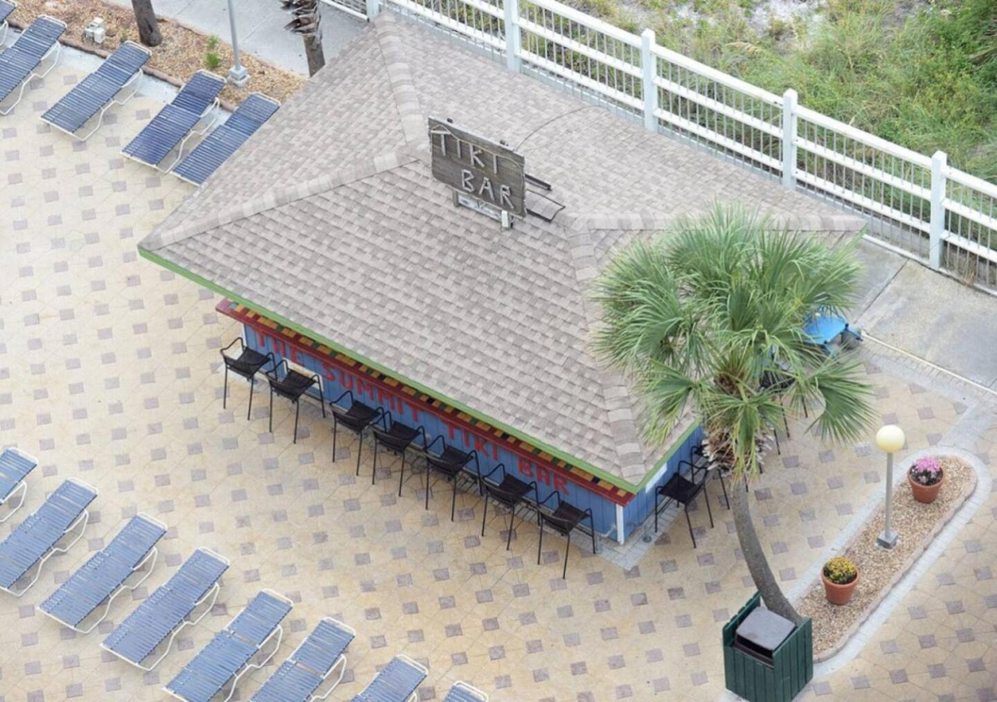 Summit 808 - Luxury Beach Resort Condo 1-6 People