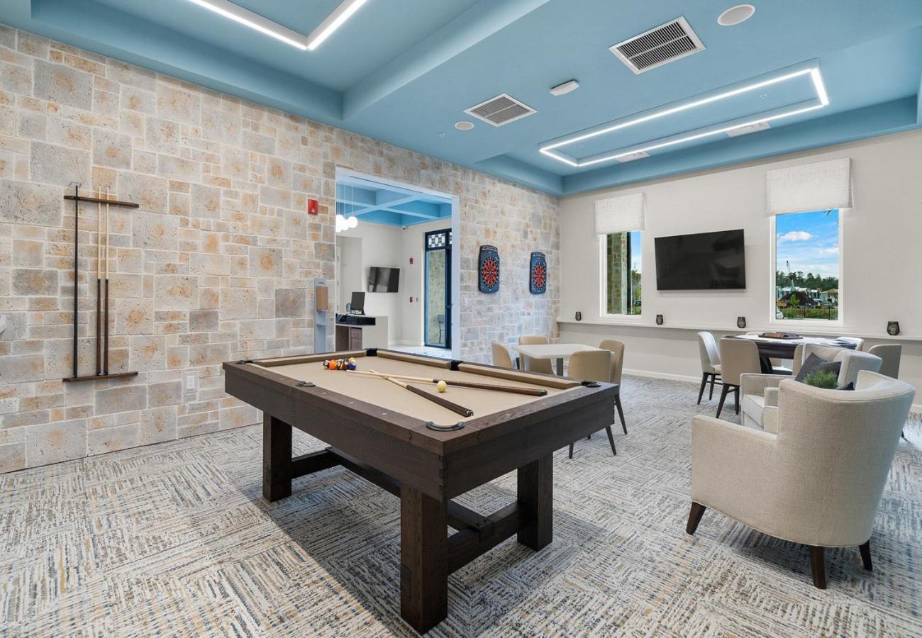 Stunning Townhouses 5 Minutes away Disney!