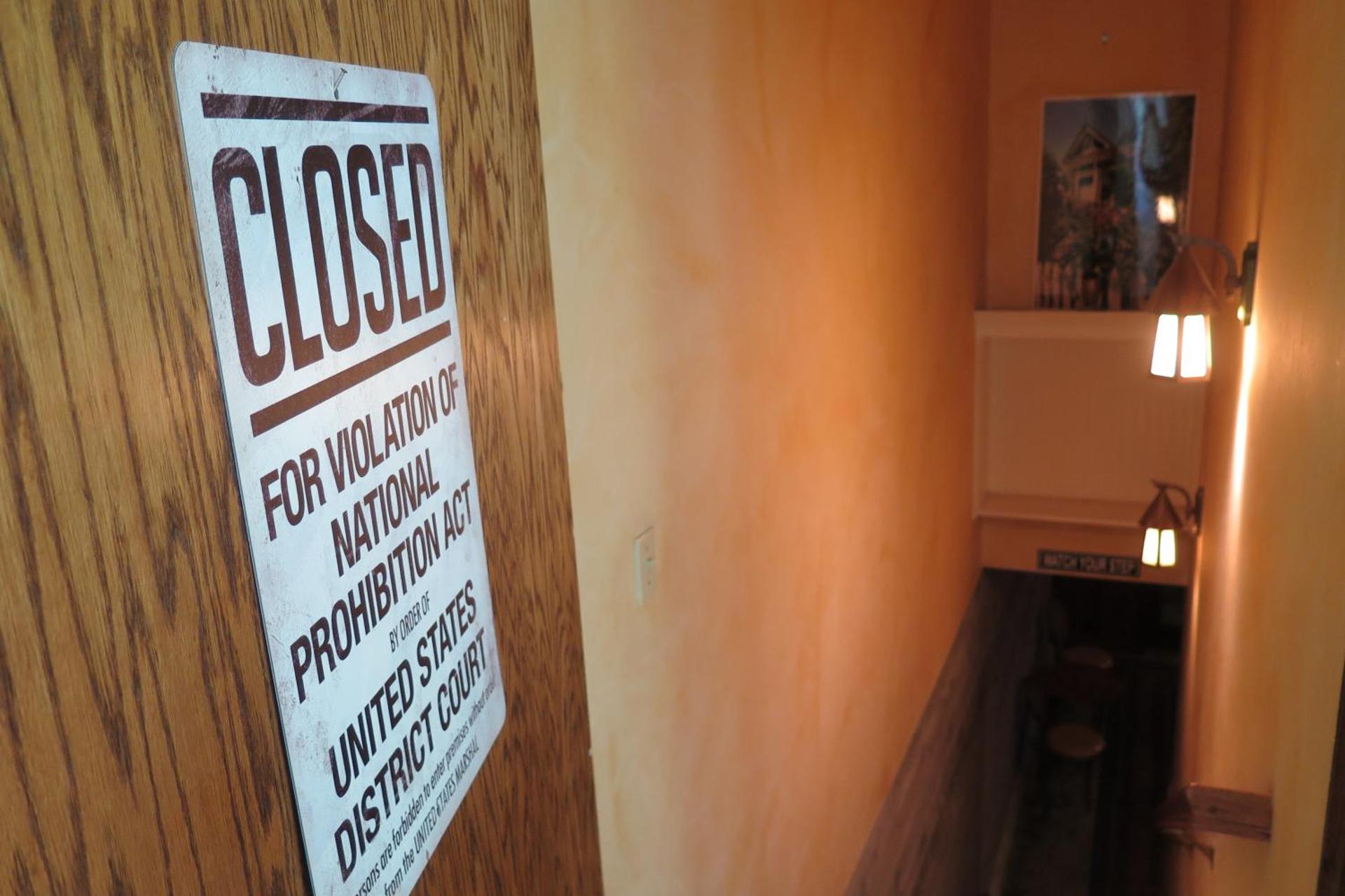 Logo/Certificate/Sign