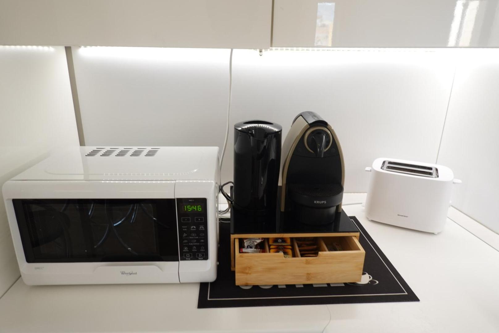 Coffee/tea facilities