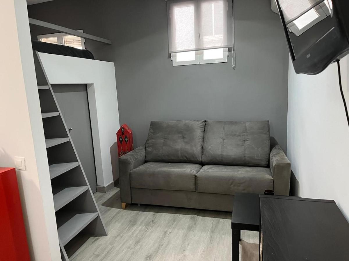 Lavapies Studio - 10 mins walk Sol - plaza Mayor