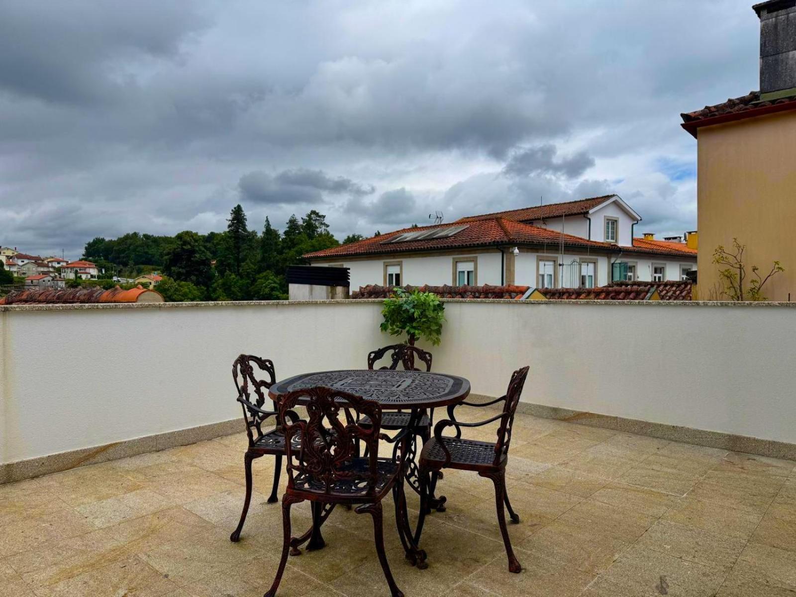 One-Bedroom Apartment with Terrace