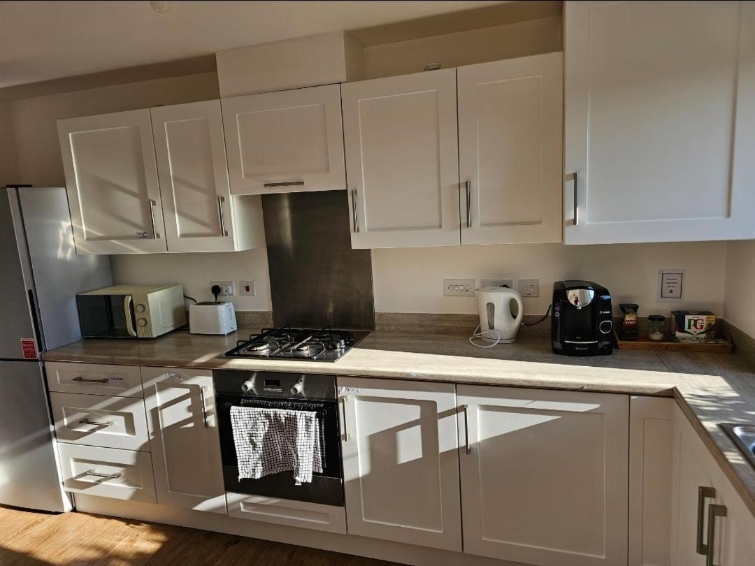 Double Bedroom in Dartford central- Private Toilet & Bathroom