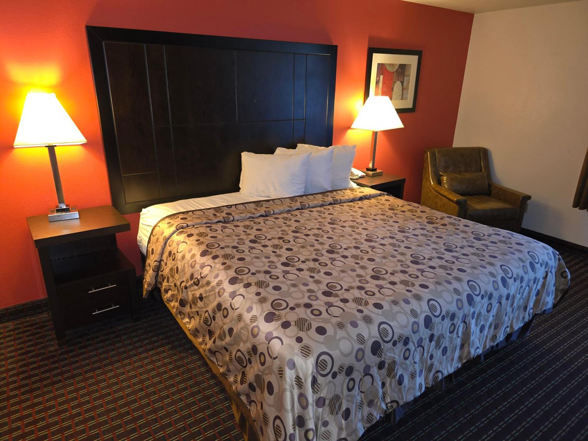 Bridgeway Inn & Suites - Portland Airport