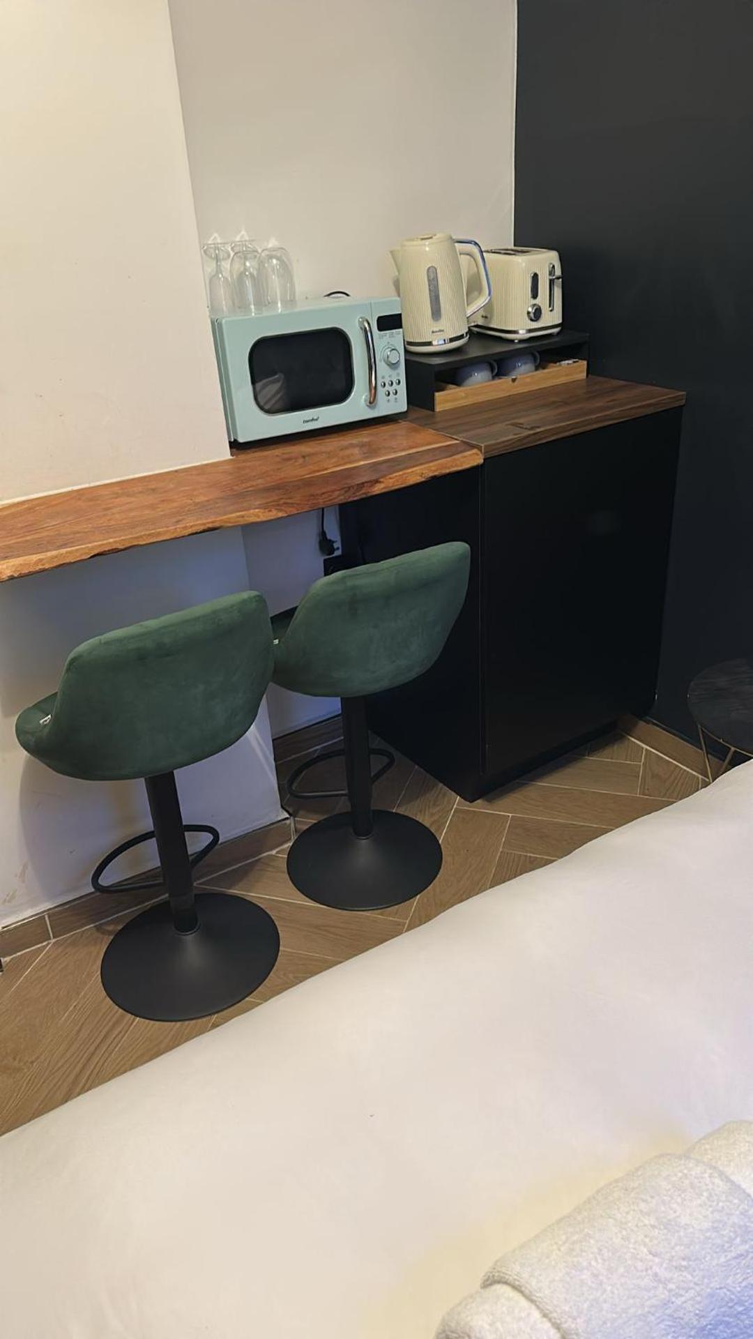 Coffee/tea facilities