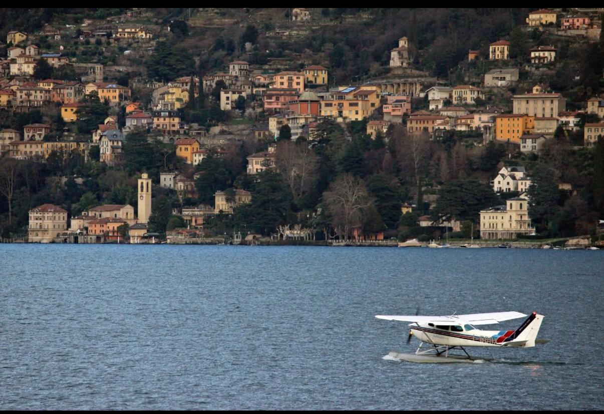 Romantic Room AL RIFUGIO DEI SOGNI terrazza con vista lago mozzafiato